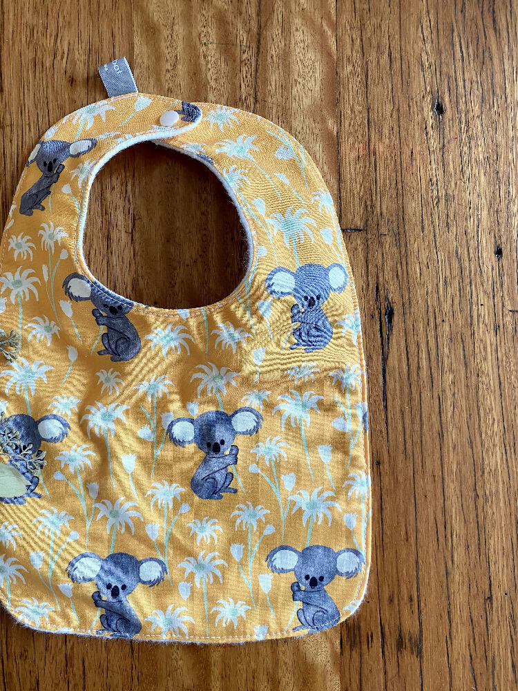 yellow koalas bib 2