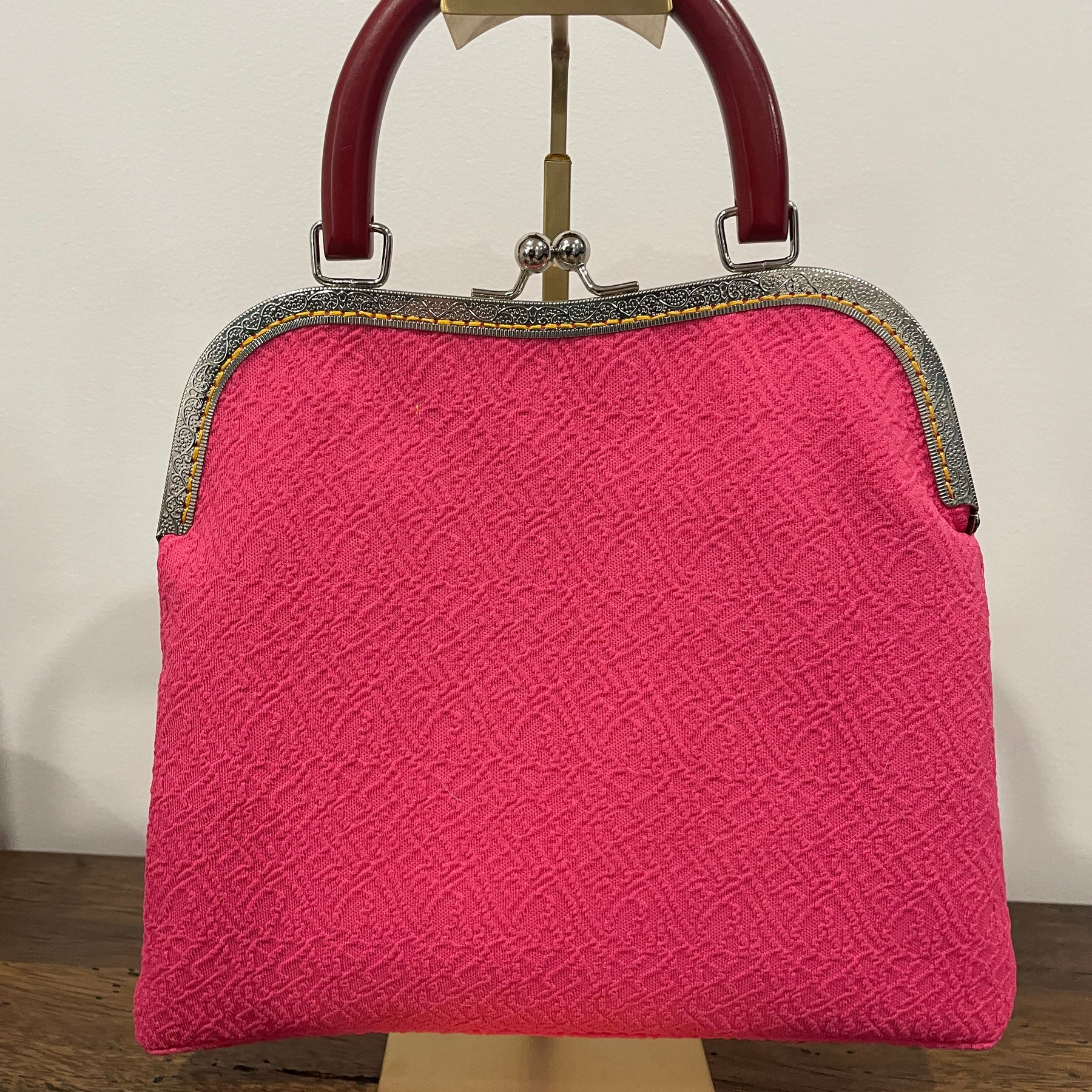 Pink Crimplene 1960s Mod Handbag