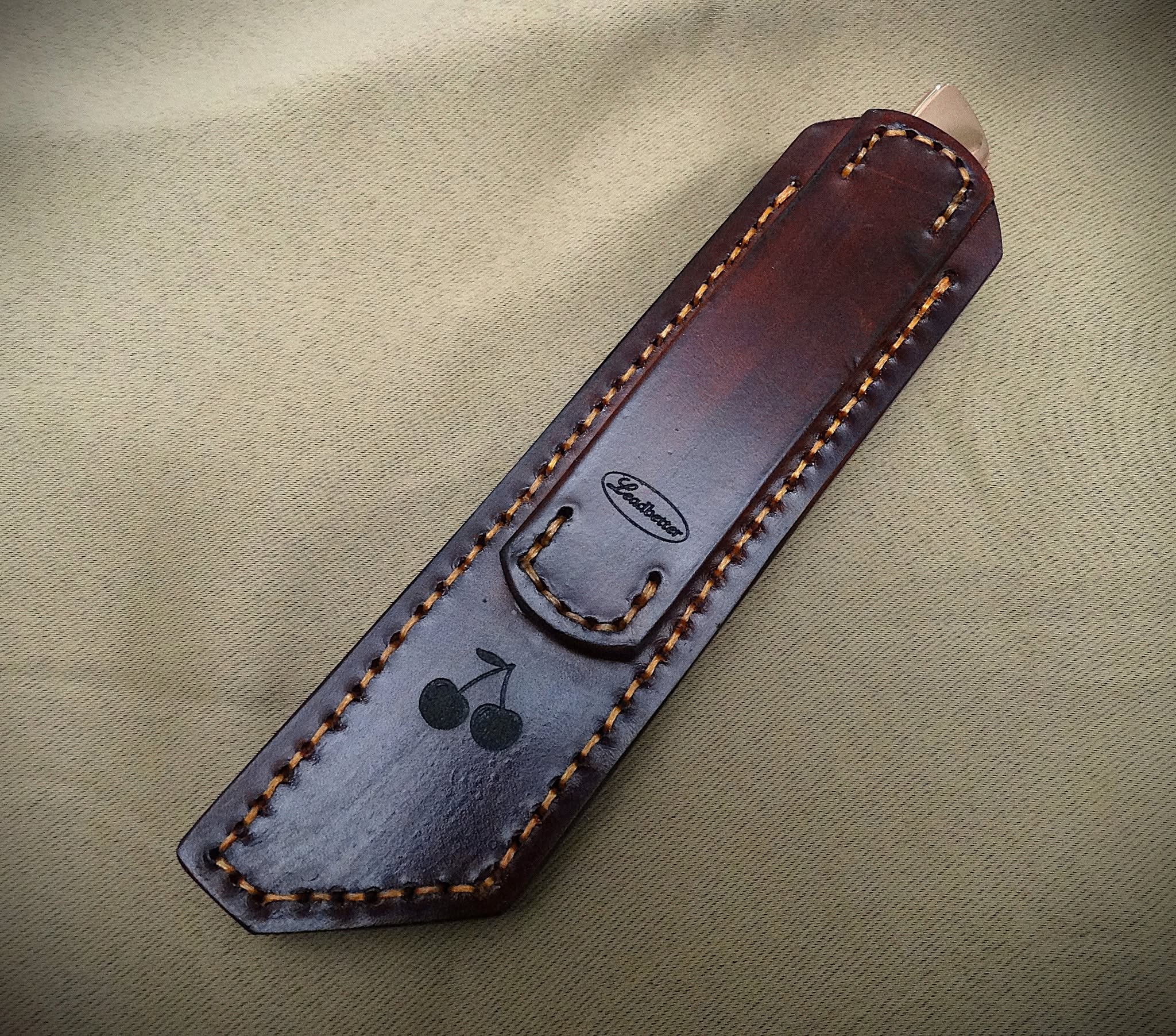 Tanto fixed blade knife art leather wood