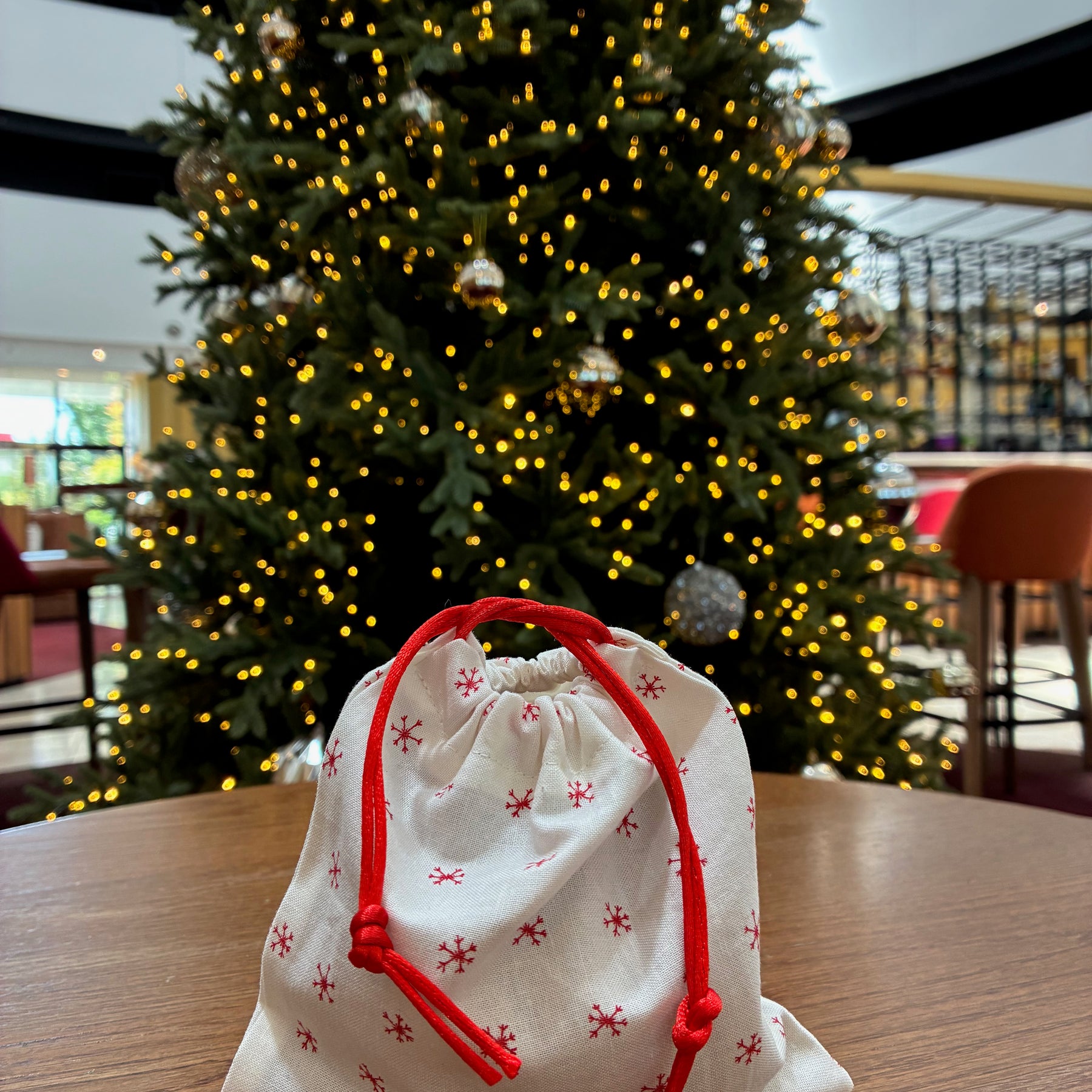 Handmade Fabric Christmas Gift Bags / reusable gift bags  | Ready to ship | FREE Postage
