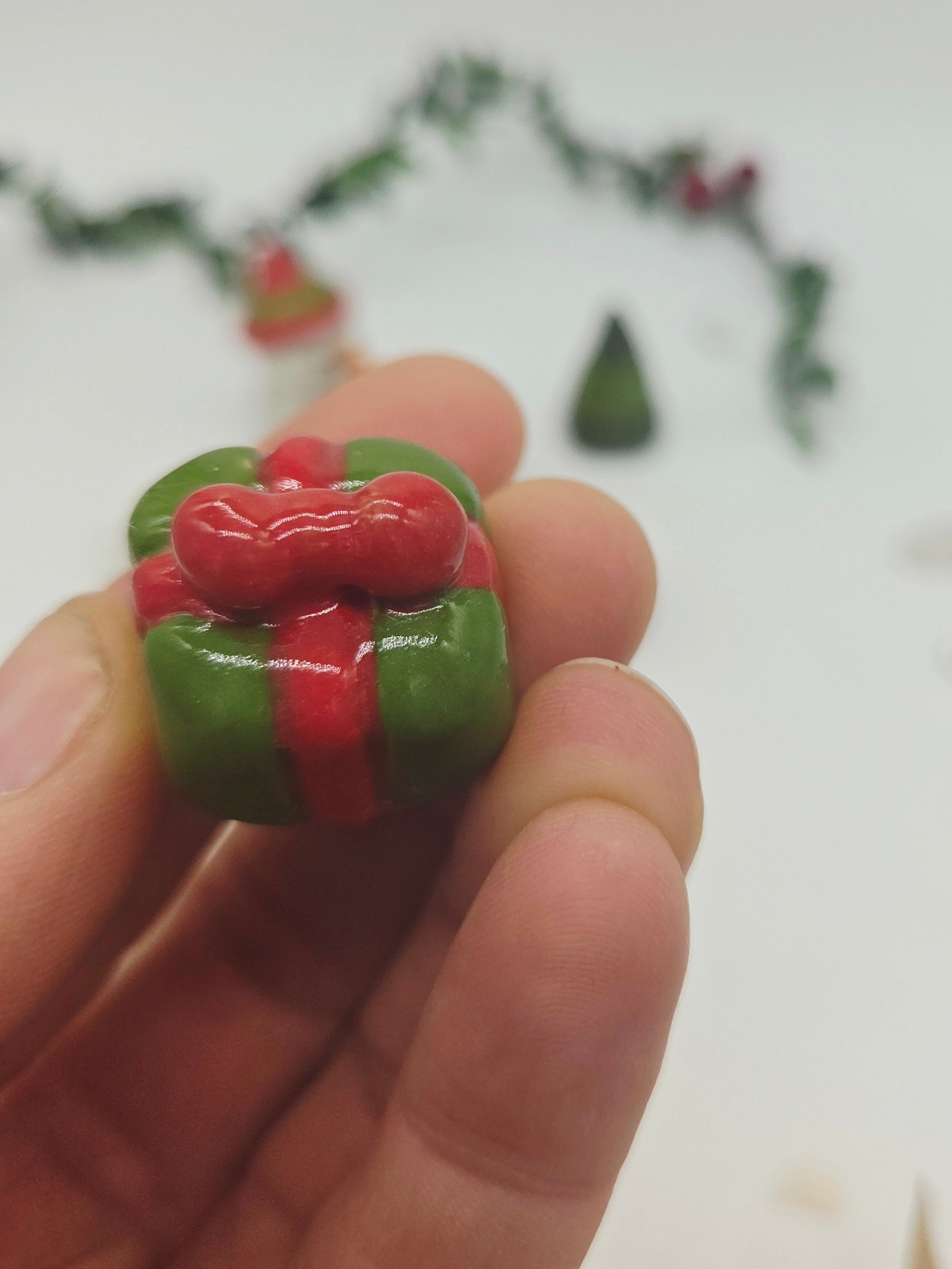 Christmas Tiny Ceramics Set