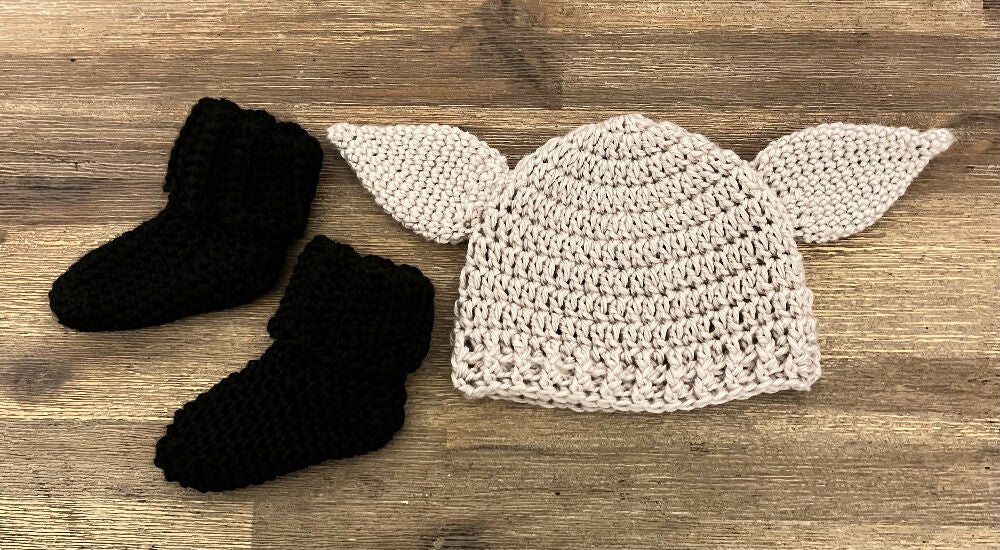 Crochet Baby Yoda Hat and Socks Set