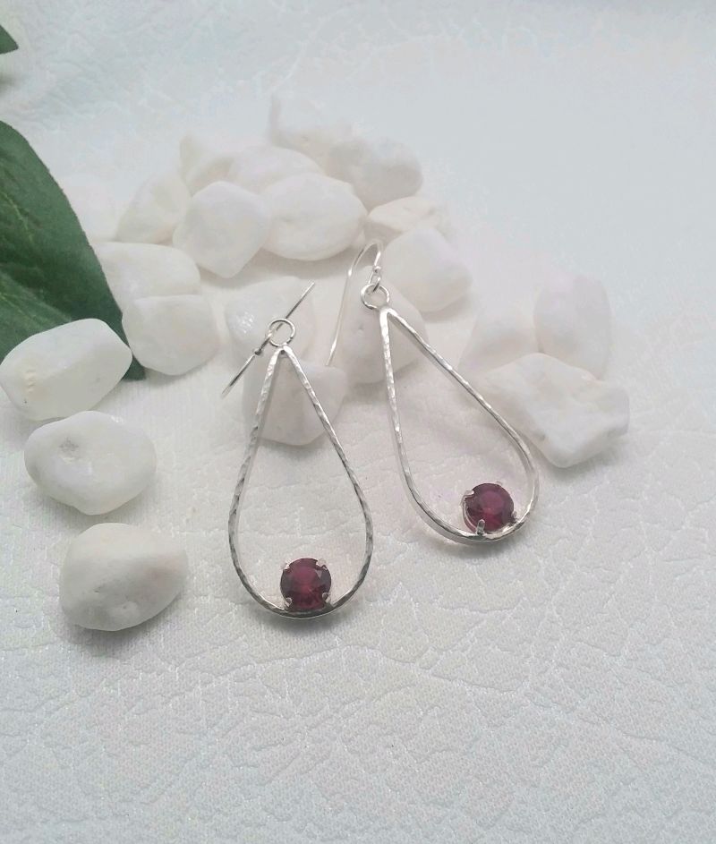 Sterling Silver earring with 6 mm cubic zirconia
