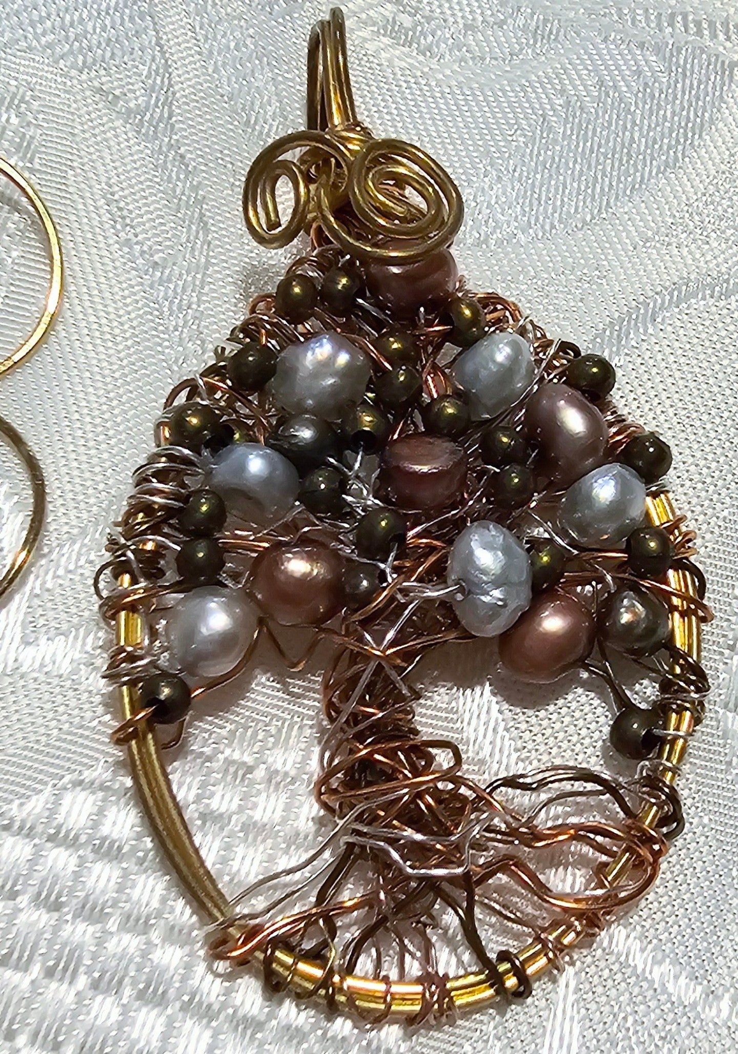 Wirework Tree of Life with Pearly Beads and matching Earrings FREE POST