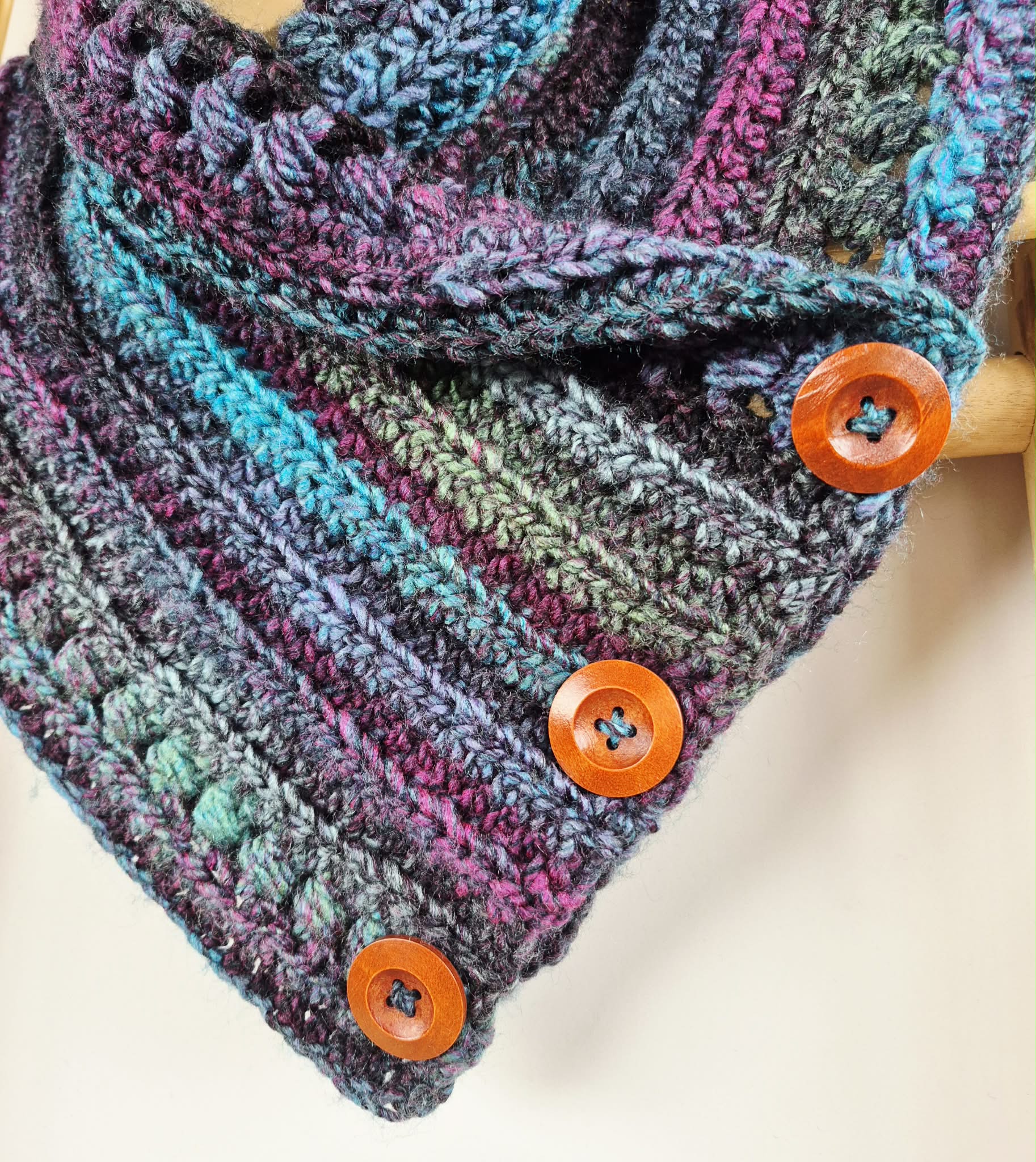Ladies Neck warmer | Cowl | Scarf | Purple Aqua | Adult | Vintage | Crochet | Buttoned