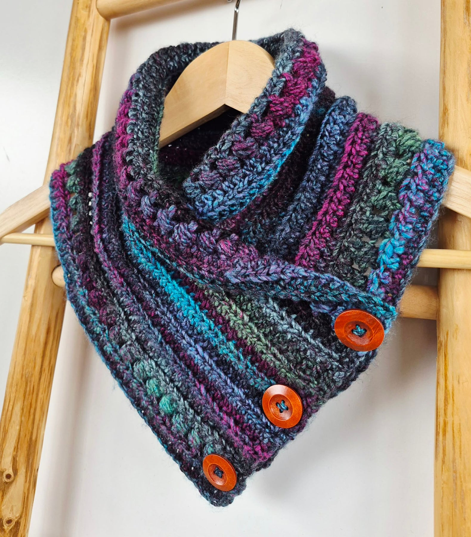 Ladies Neck warmer | Cowl | Scarf | Purple Aqua | Adult | Vintage | Crochet | Buttoned