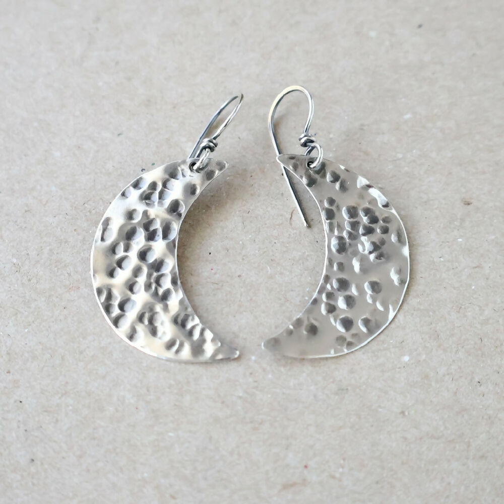 EMS05104_05_EthicalSterlingSilverLargeCrescentMoonEarrings