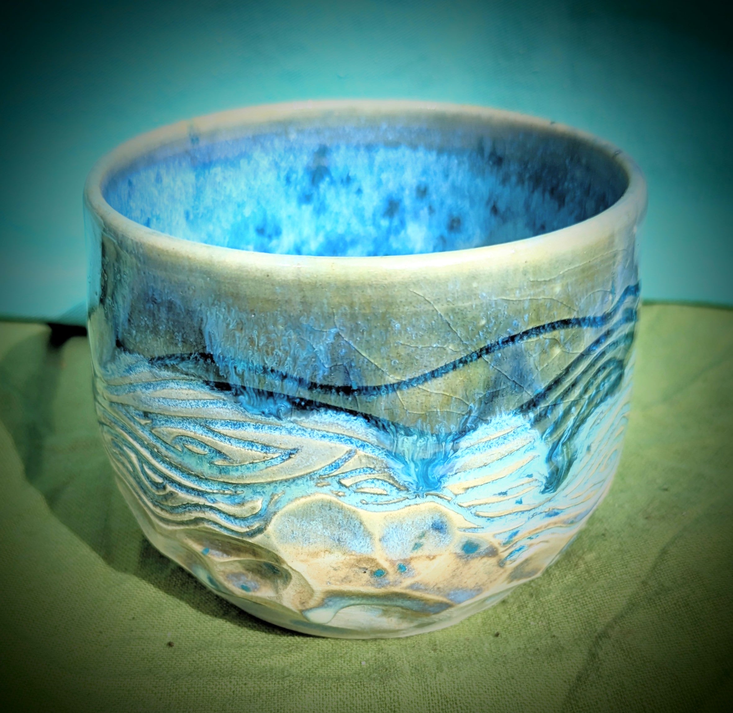 Oceanic cup