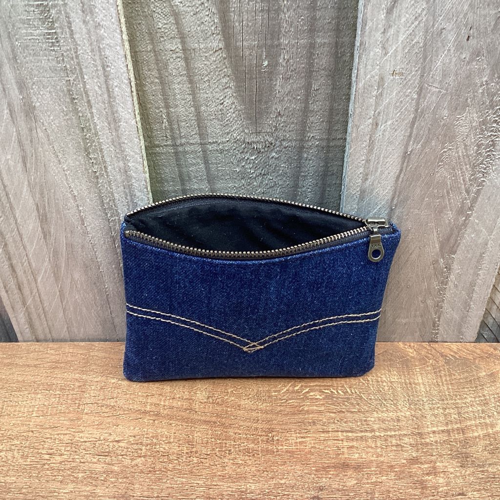 Upcycled Denim Purse – Back Jeans Pocket