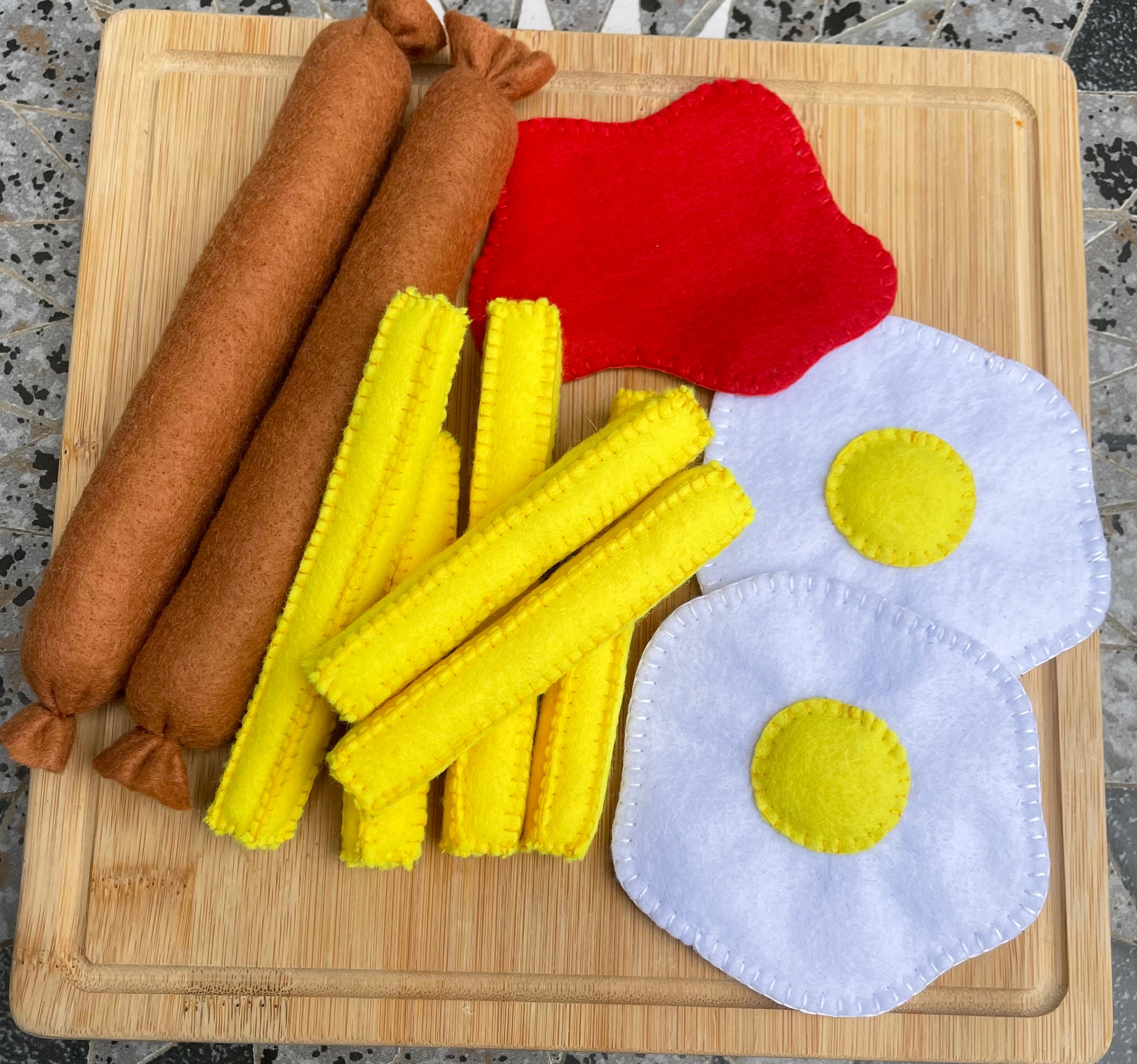 Felt sausage dinner set