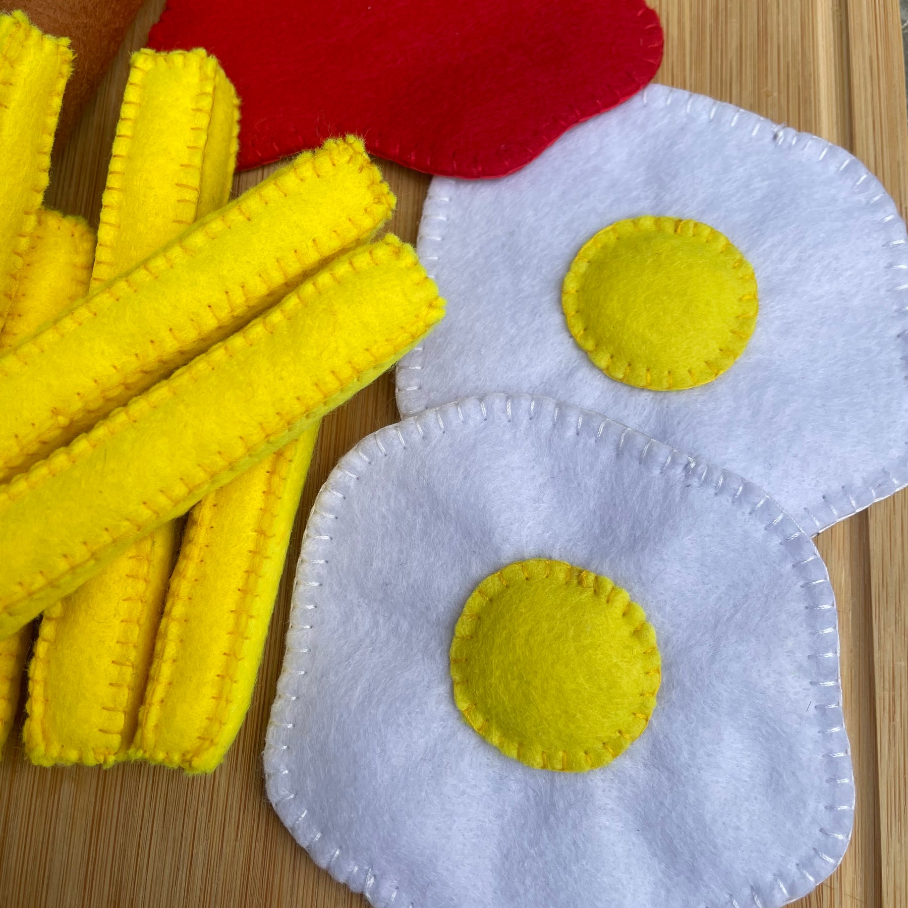 Felt sausage dinner set