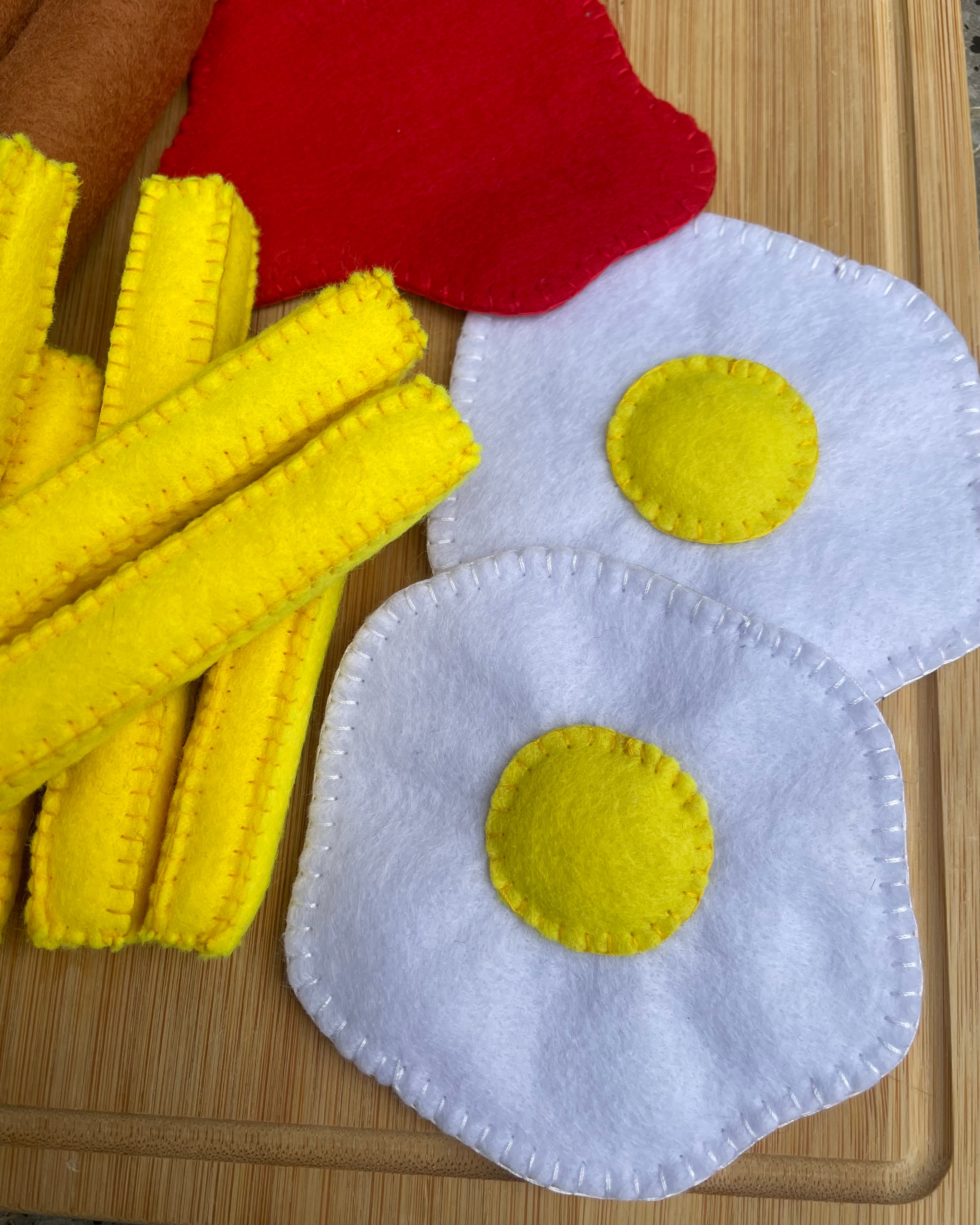 Felt sausage dinner set