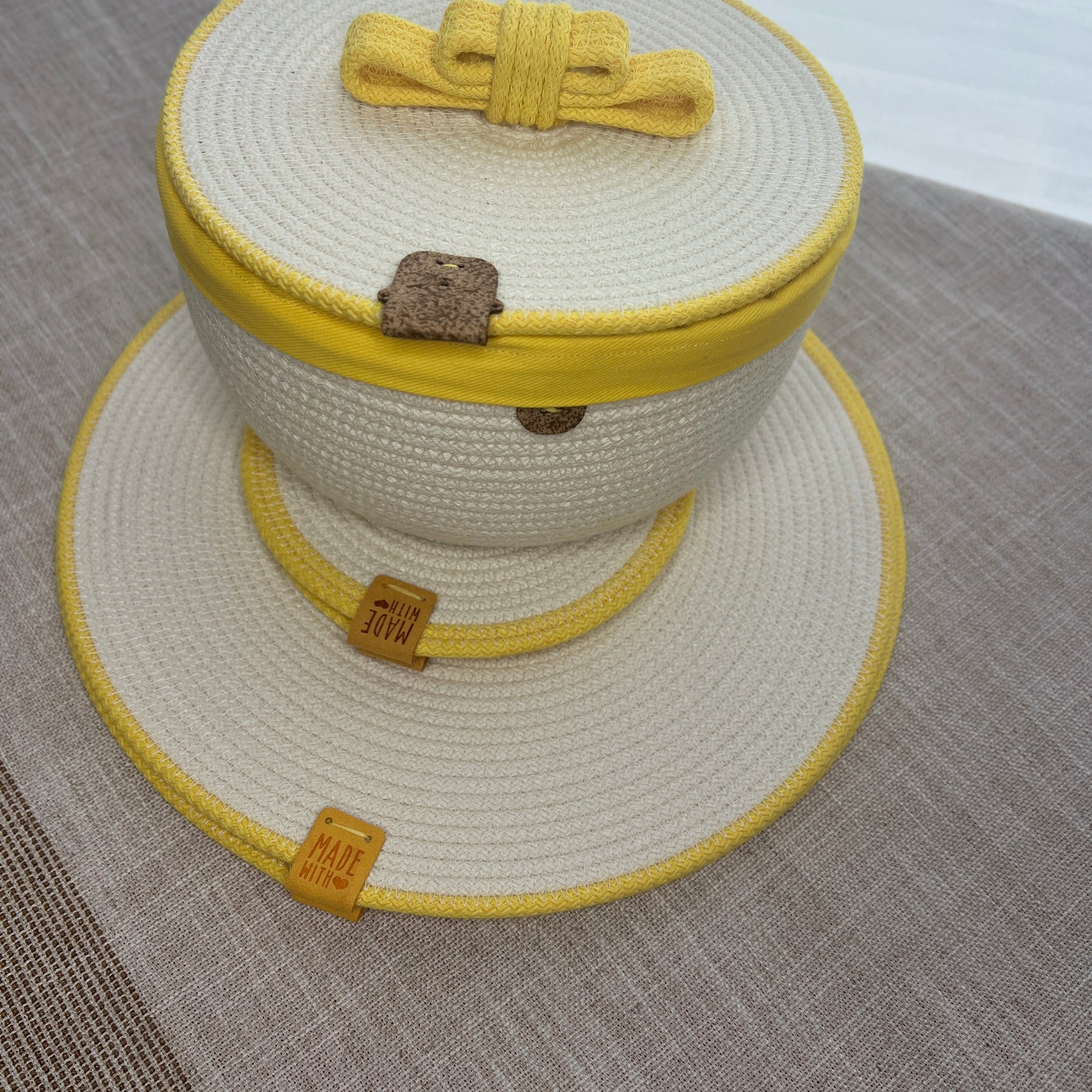 Sunny Yellow Table Set