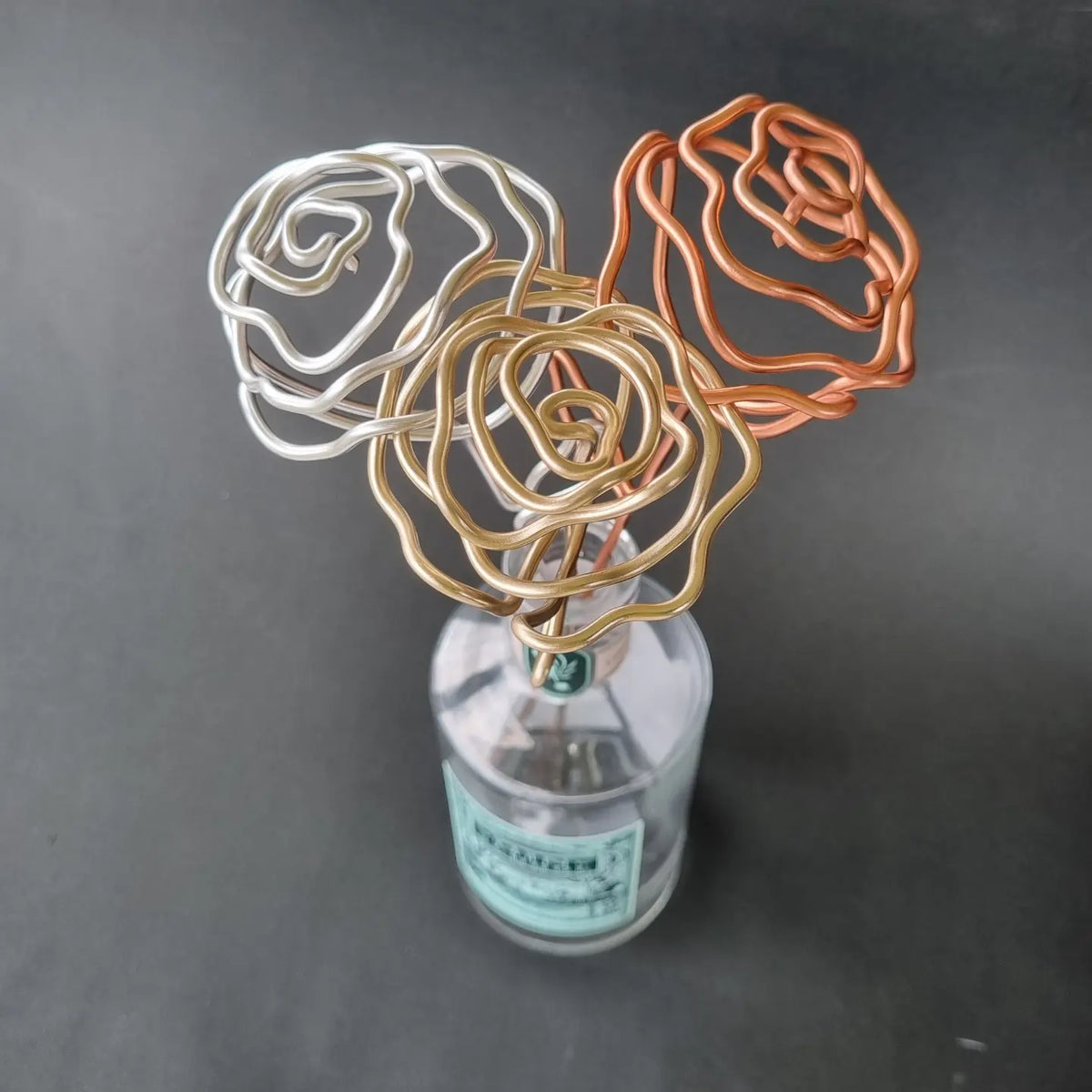 Everlasting Wire Rose | Handmade Metal Rose Flower | Custom Colour Forever Rose | Anniversary Gift | Single Stem Wire Flower Sculpture