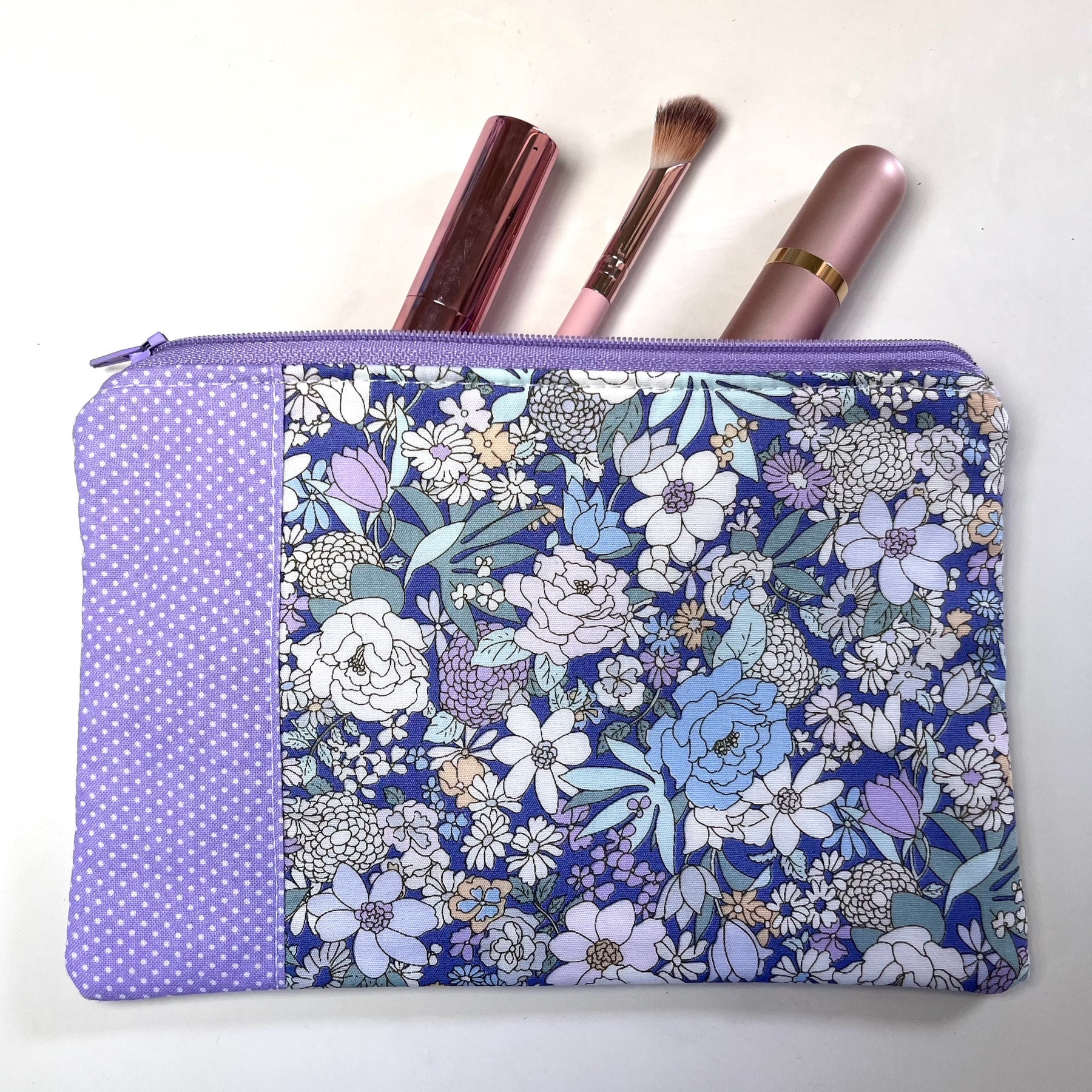 Lilac flowers purse