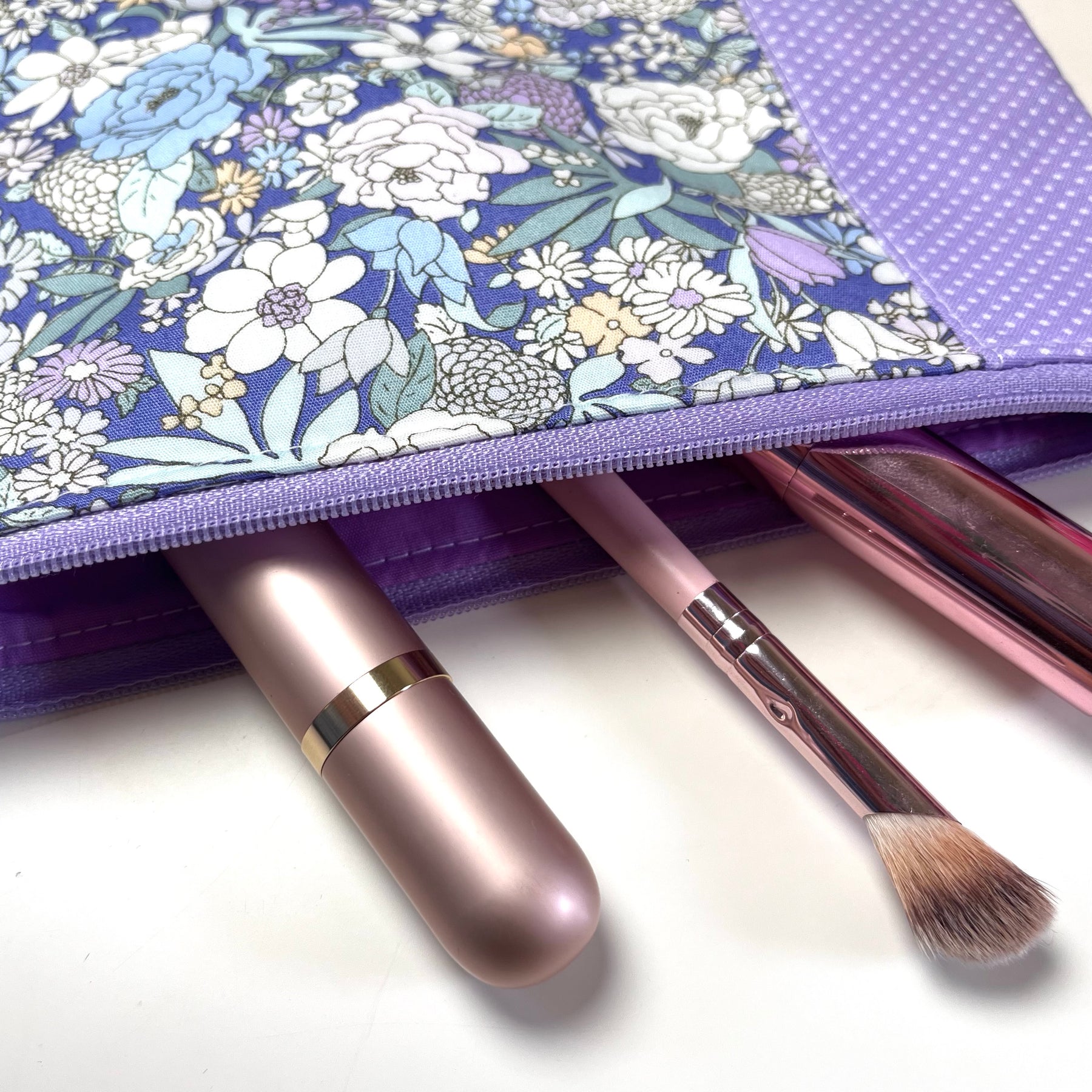 Lilac flowers purse