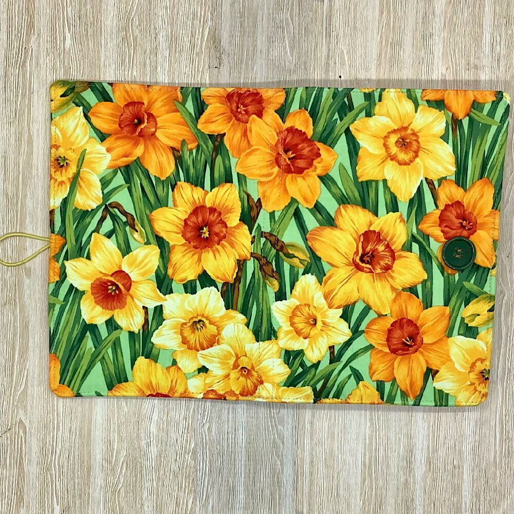 Daffodils refillable A5 fabric notebook cover gift set - Incl. book and pen.