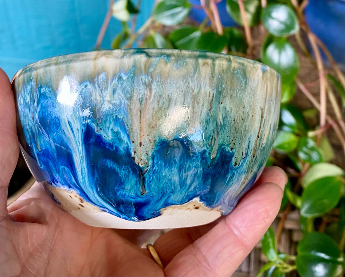 Beachy bowls and expresso hug mug