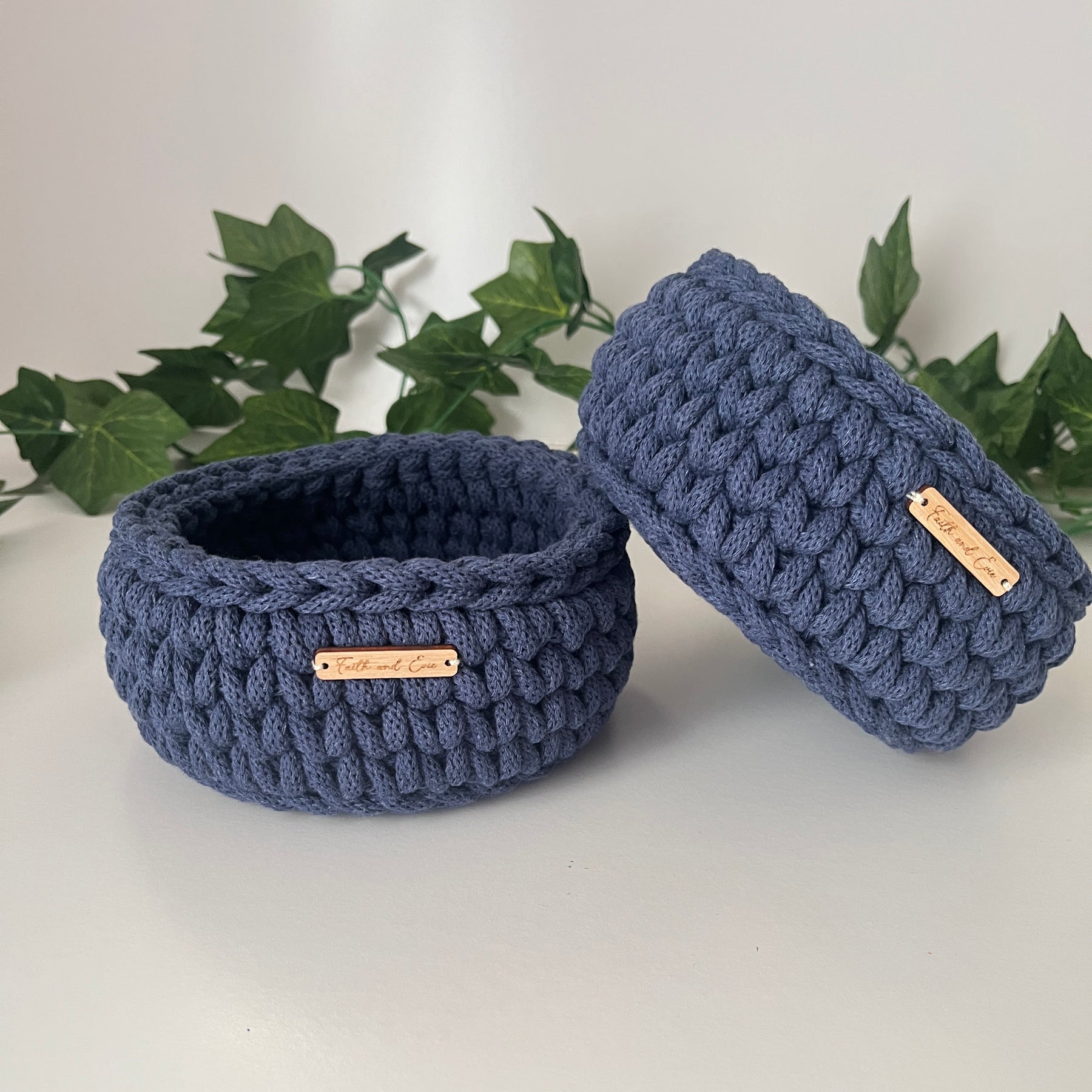 Small crochet basket - colour Denim