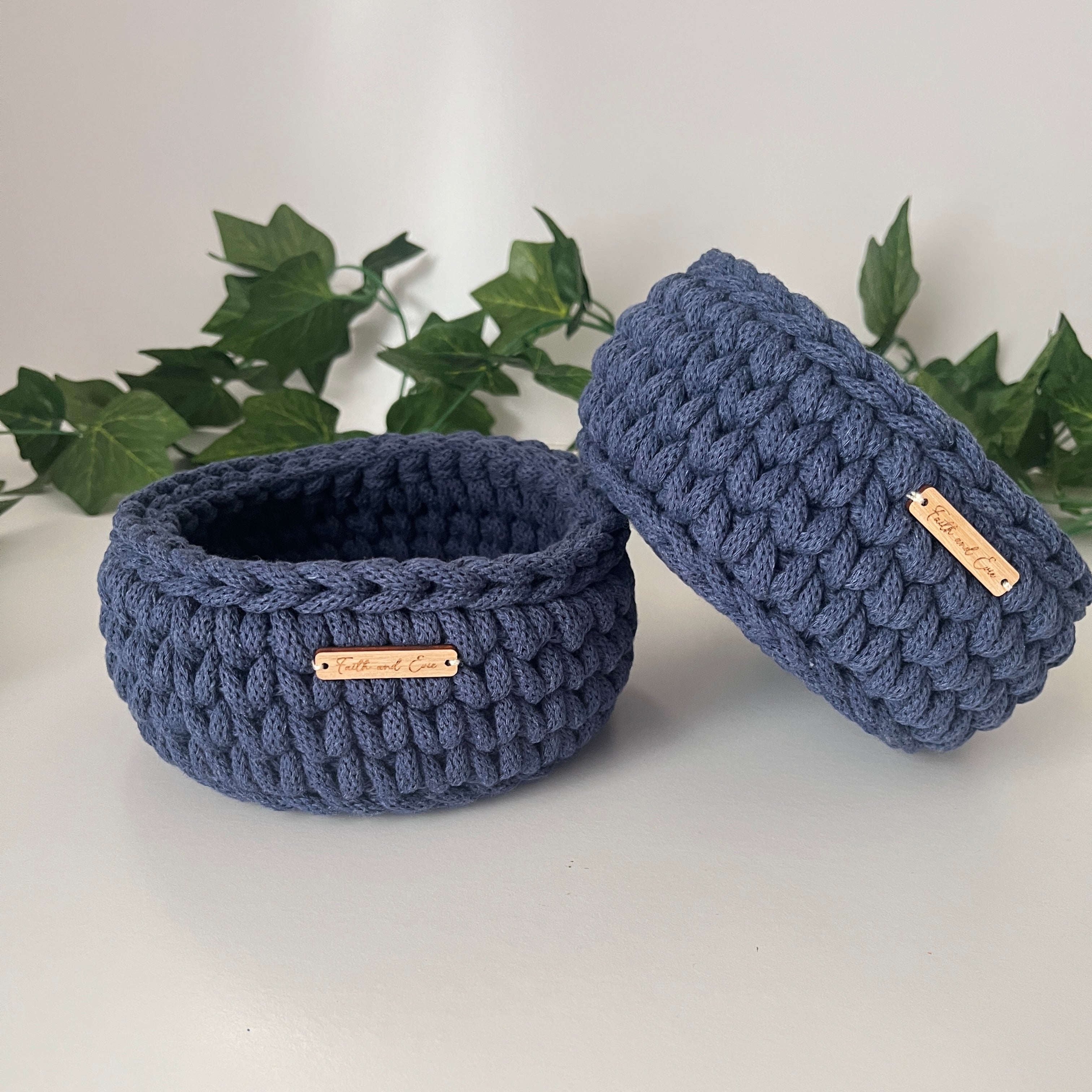 Small crochet basket - colour Denim
