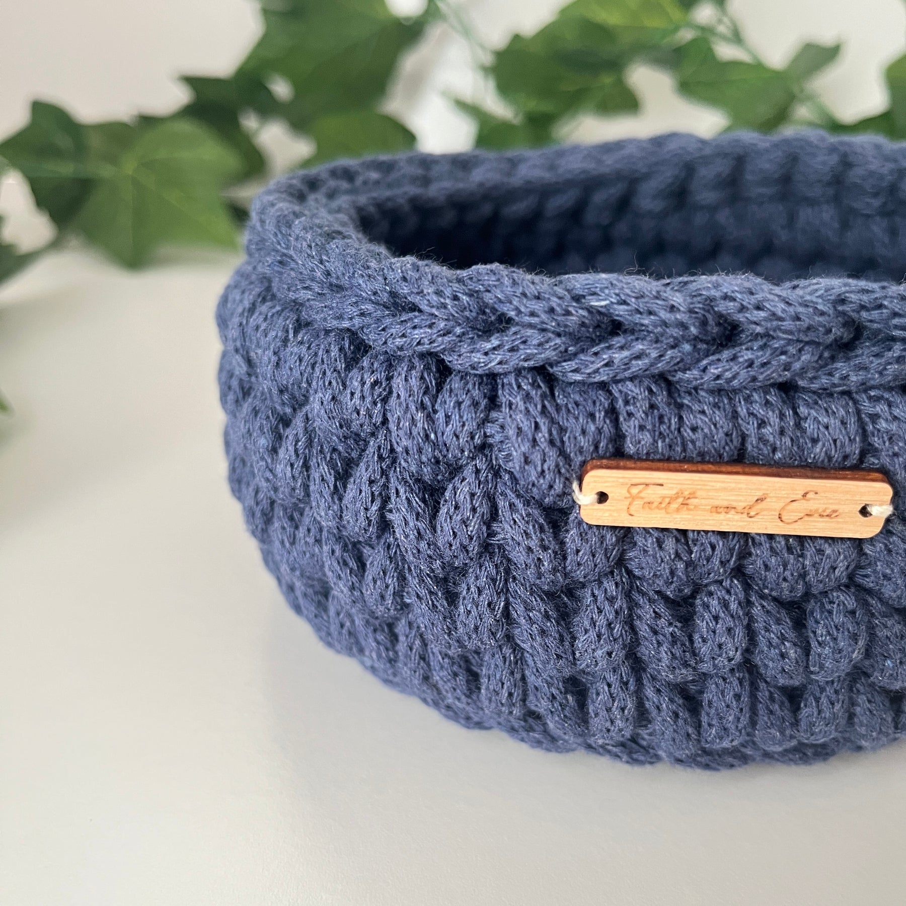 Small crochet basket - colour Denim