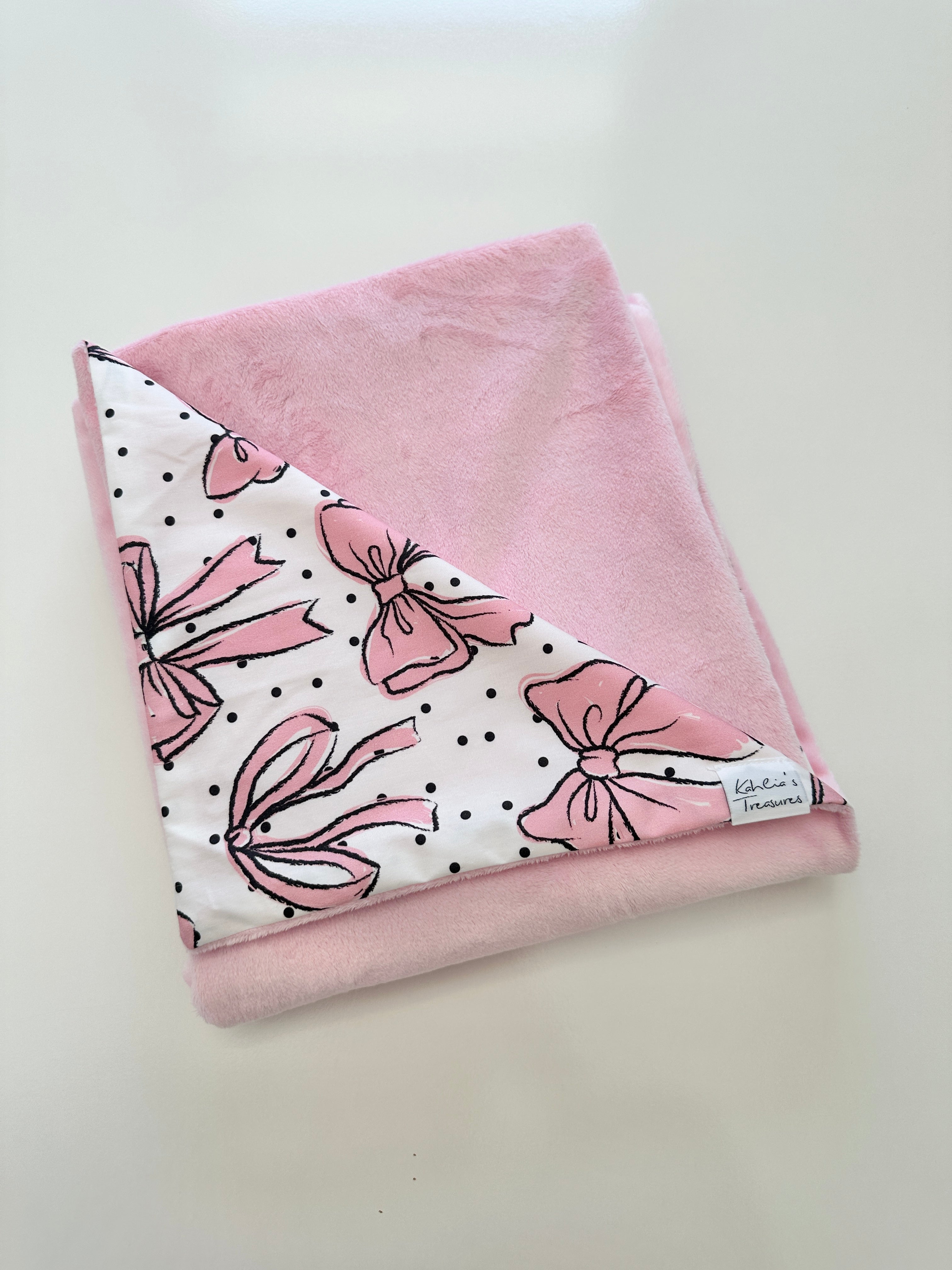 Pink bows Snuggie blanket