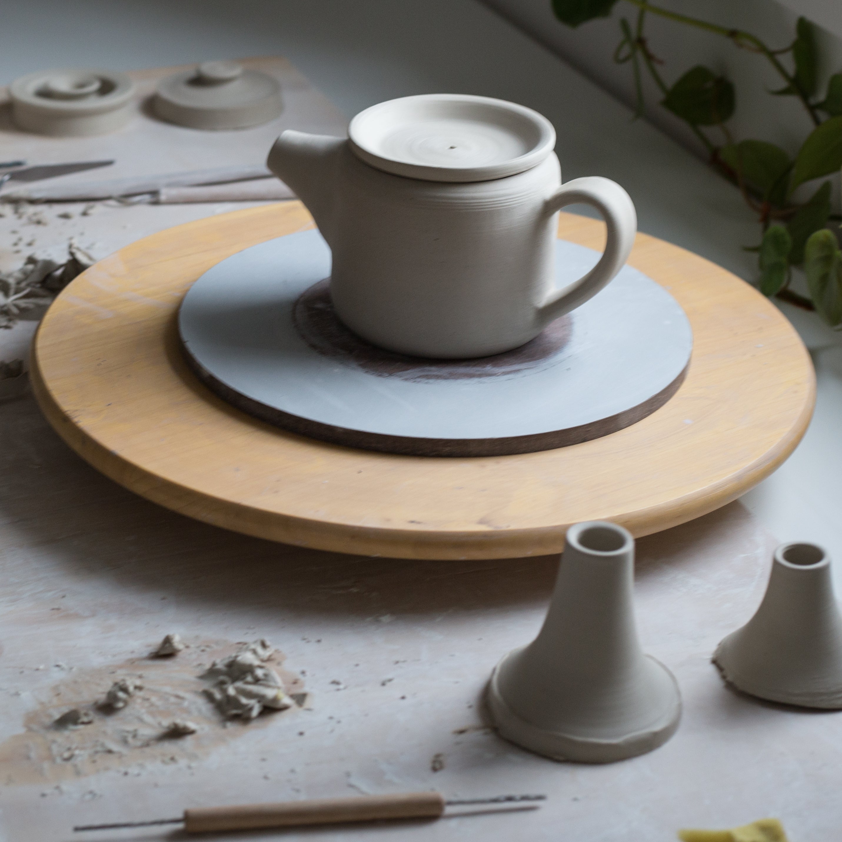 Sunkissed Tea Pot