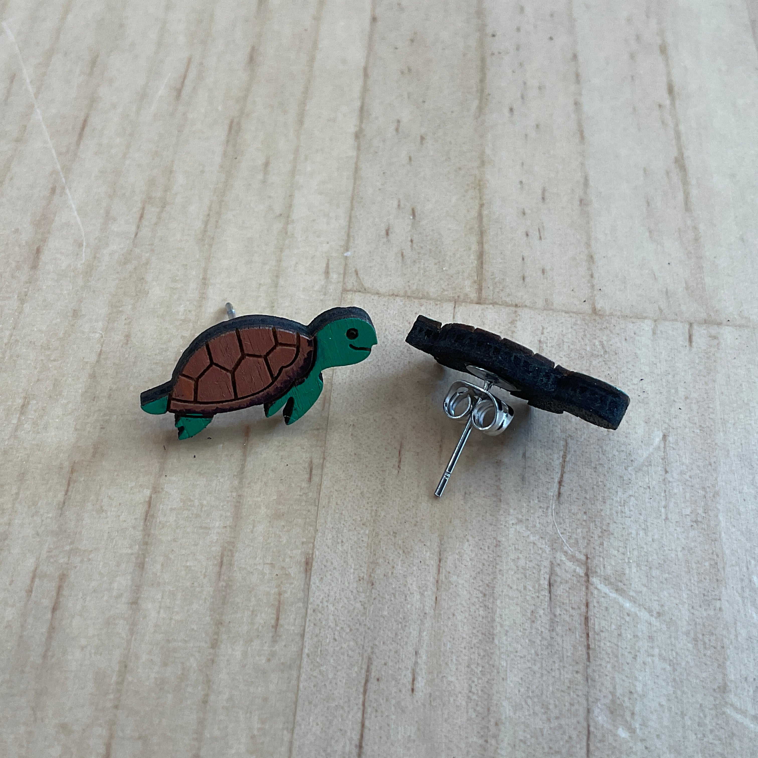 Australian animal studs - Turtle - hand painted, wooden