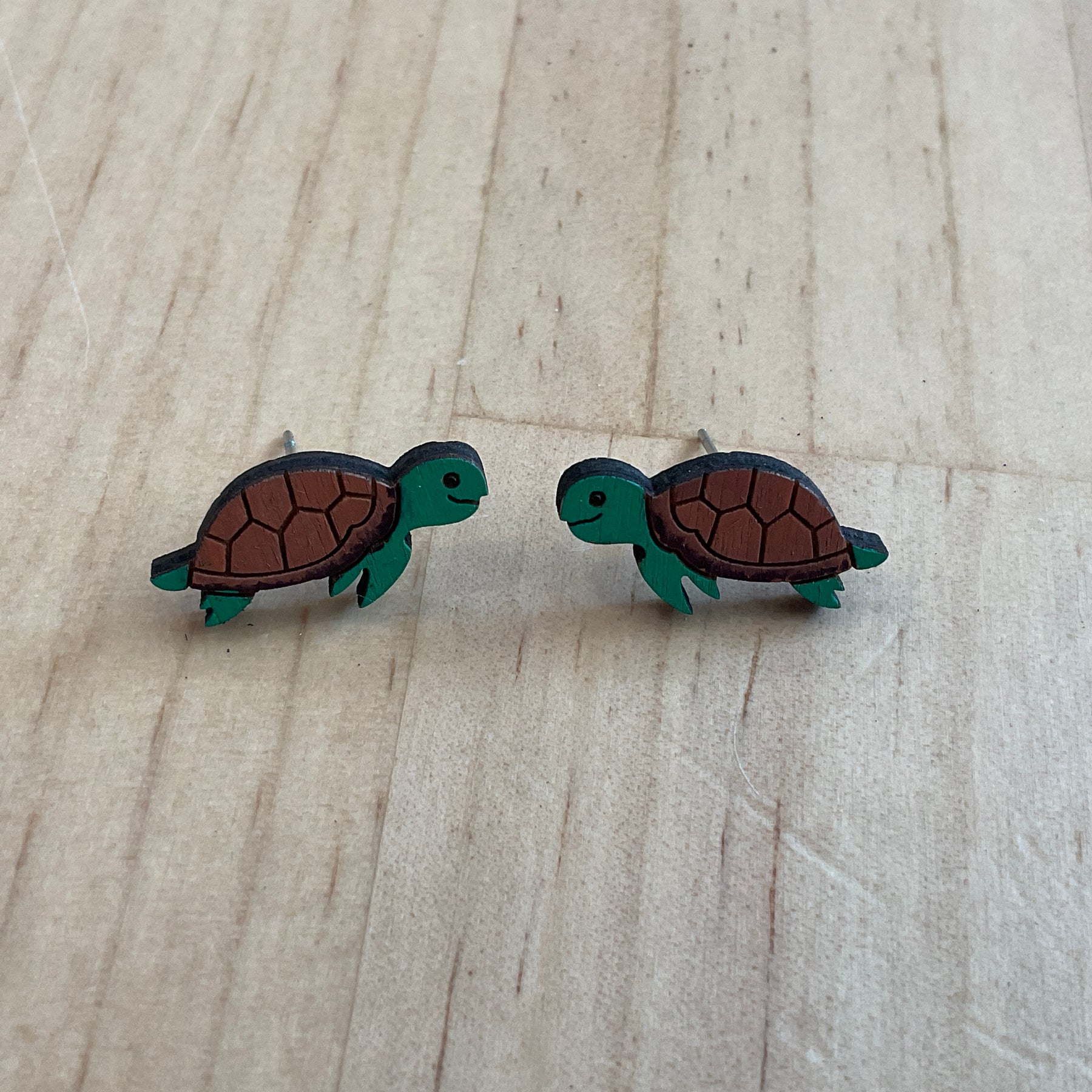 Australian animal studs - Turtle - hand painted, wooden