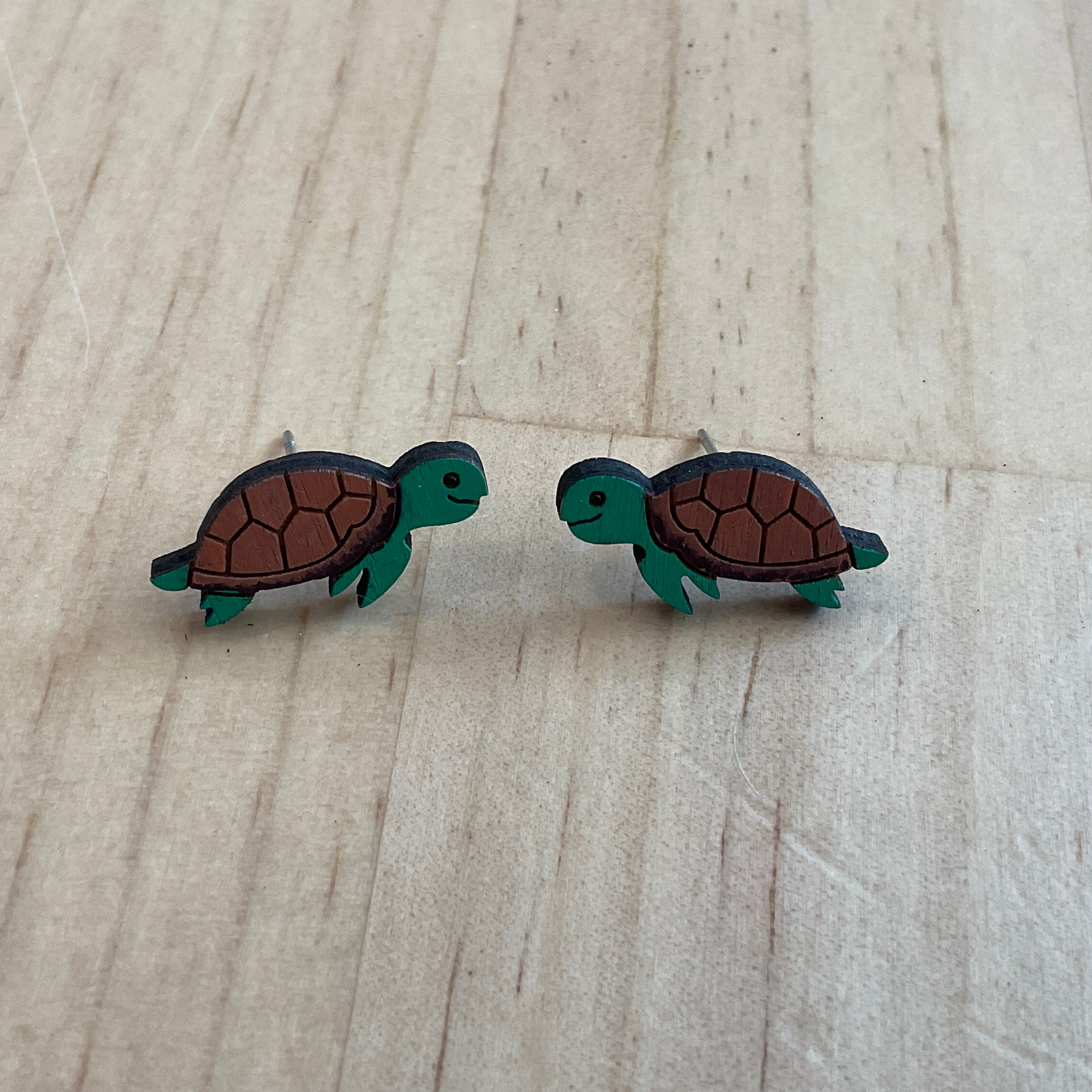 Australian animal studs - Turtle - hand painted, wooden
