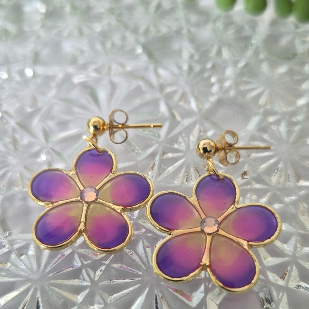 Resin Flower Dangle Earrings