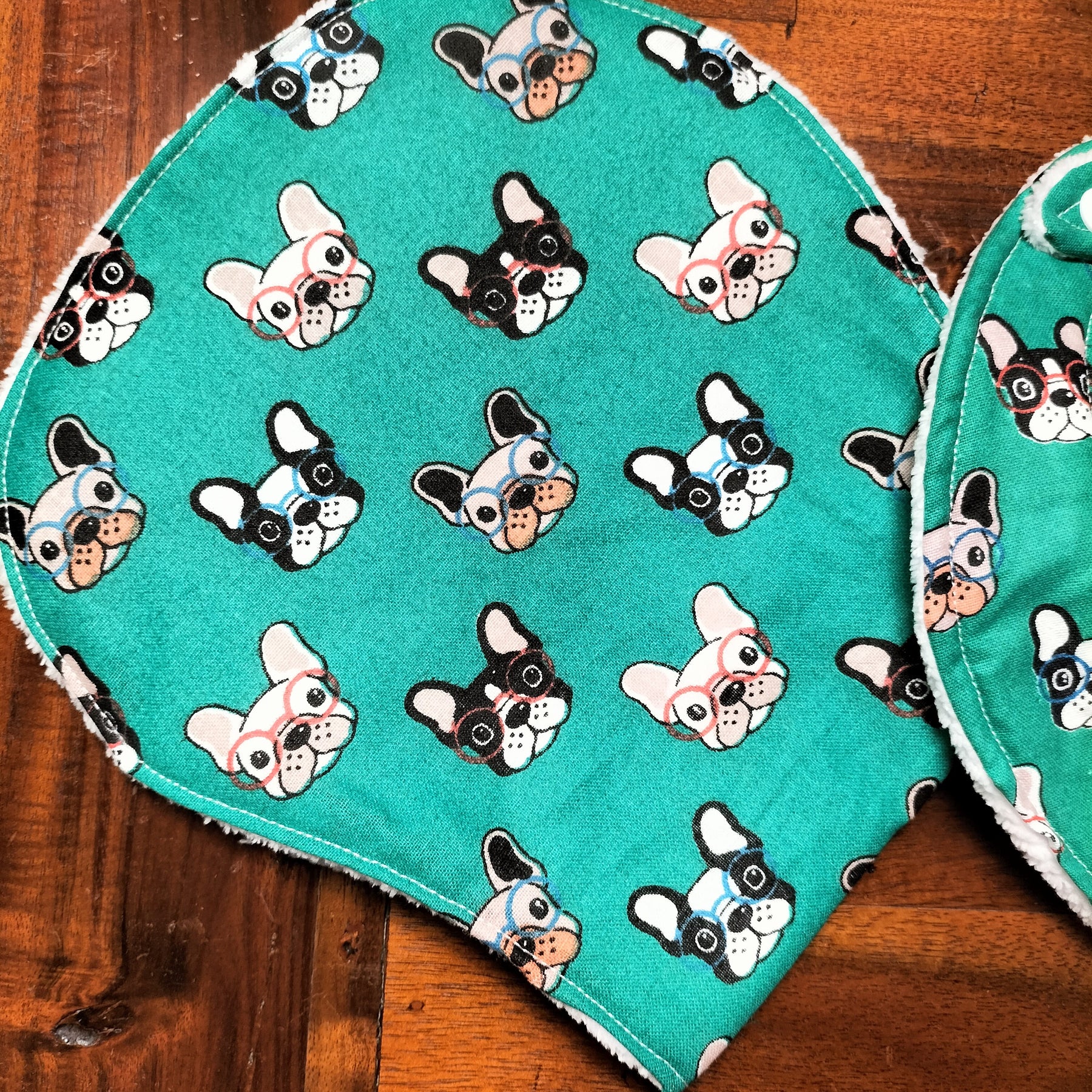 DOGS BIB & BURB CLOTH GIFT BUNDLE