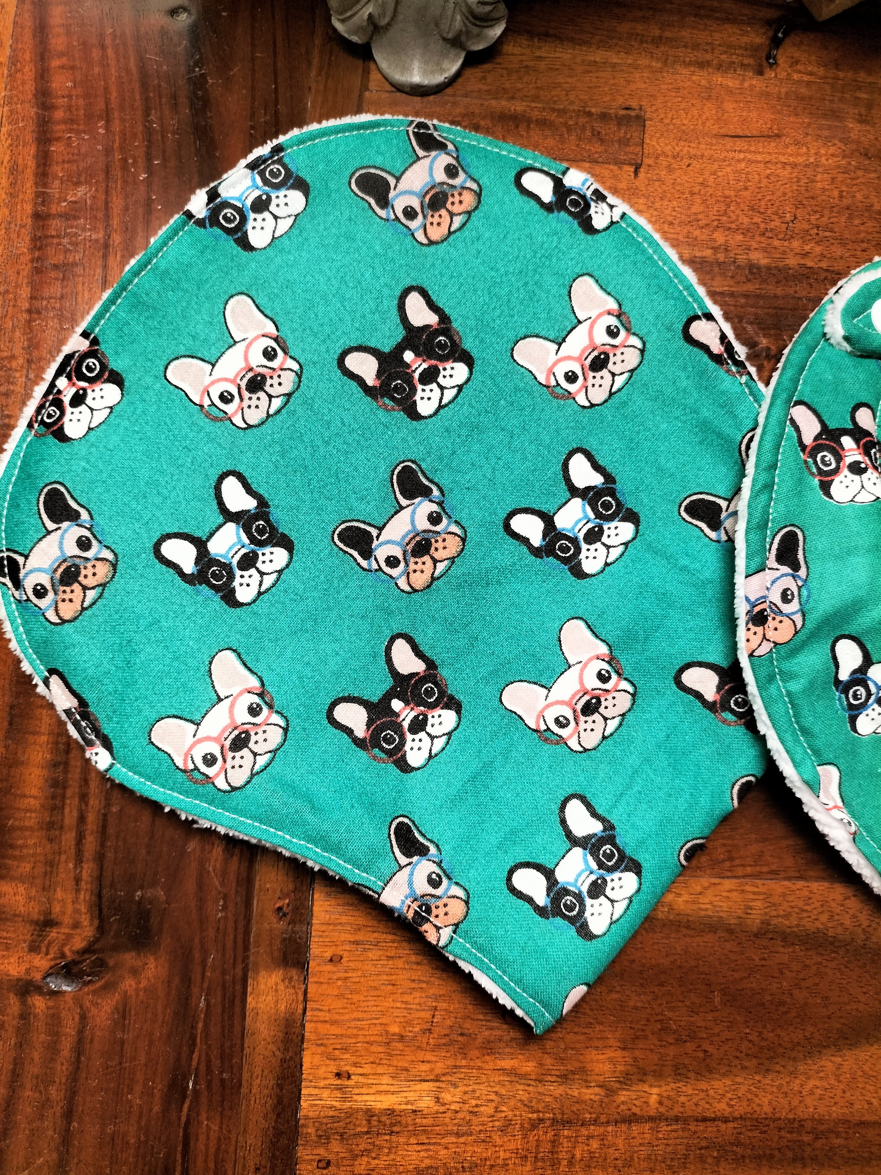 DOGS BIB & BURB CLOTH GIFT BUNDLE