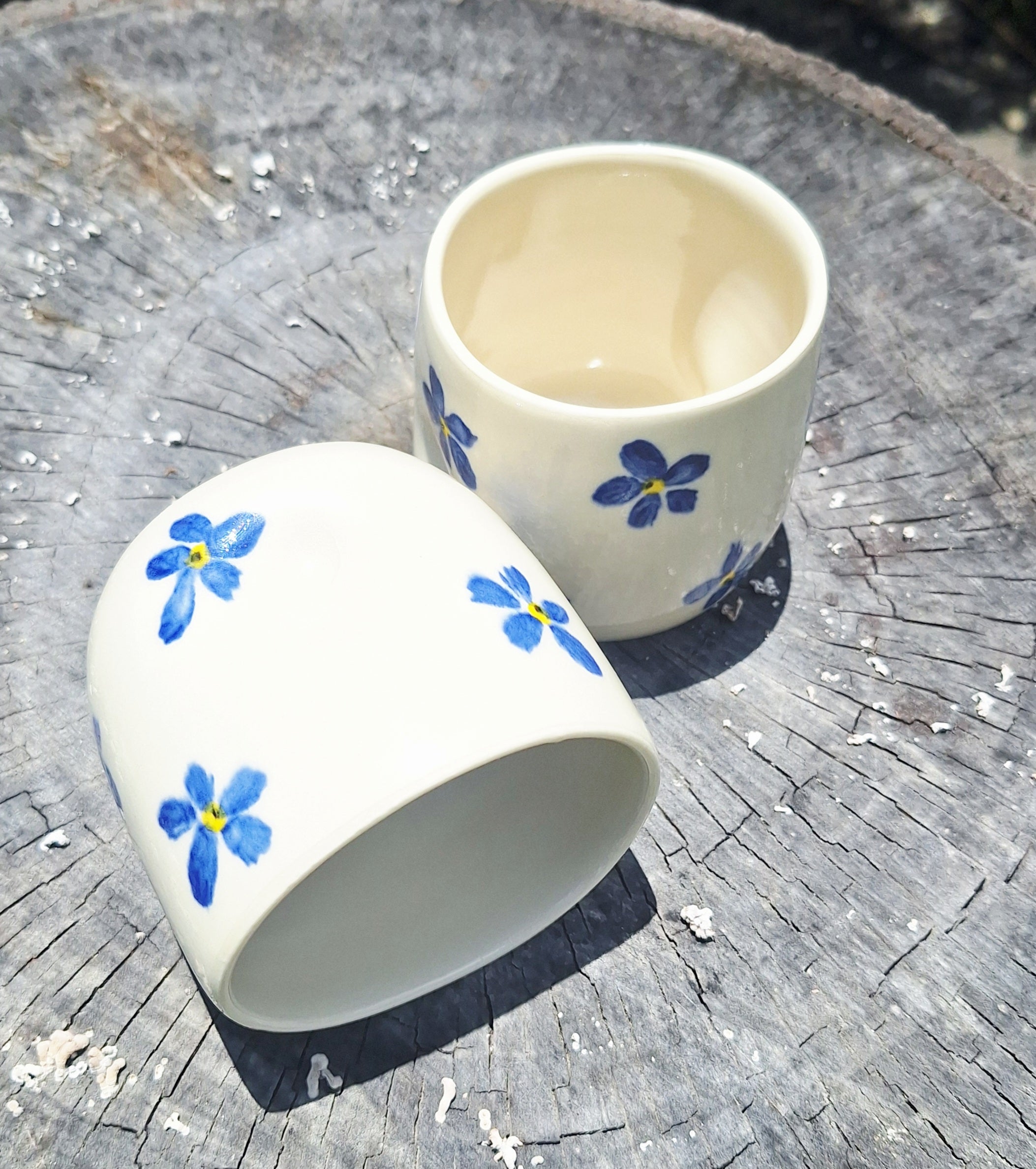 Daisy Hug Mugs for Coffee or Tea