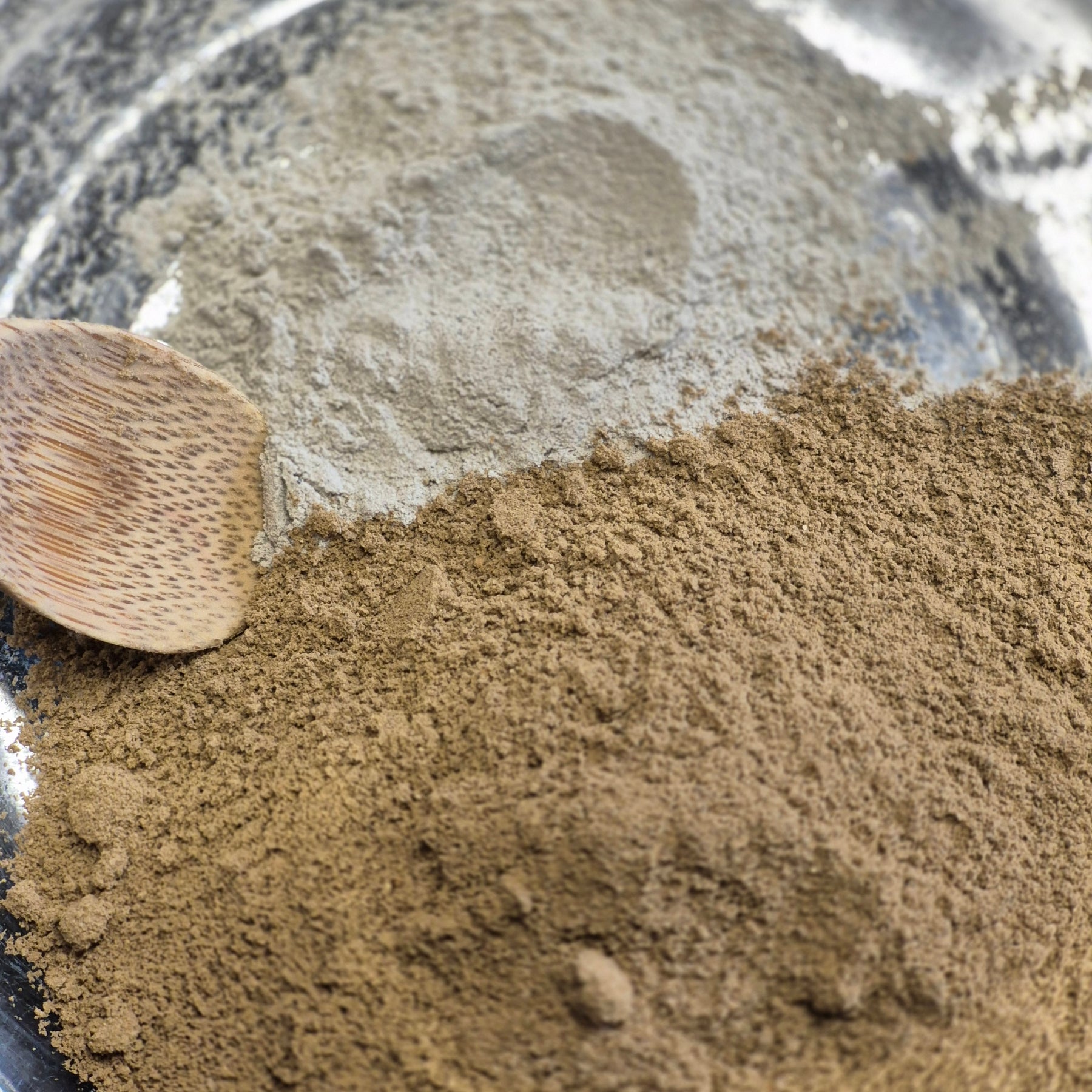 Muddy Mask 100g and Mask Brush