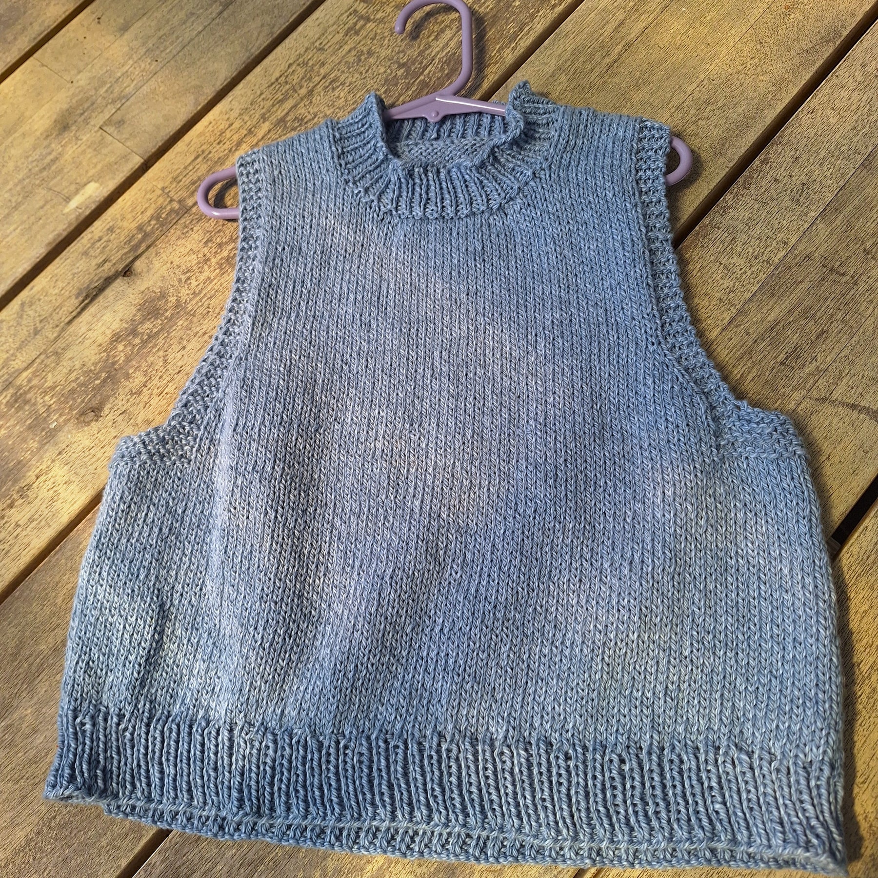 Handknitted Child's Between Seasons Vest Sz 4-6 Yrs