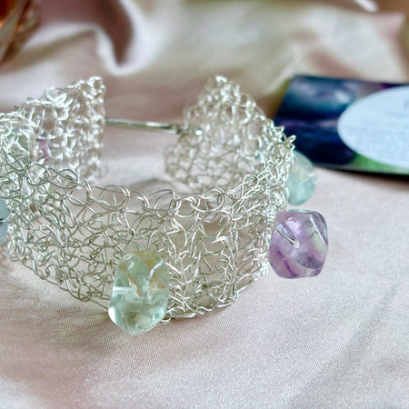 “Fluorite Dream” — silver-blend crochet bracelet