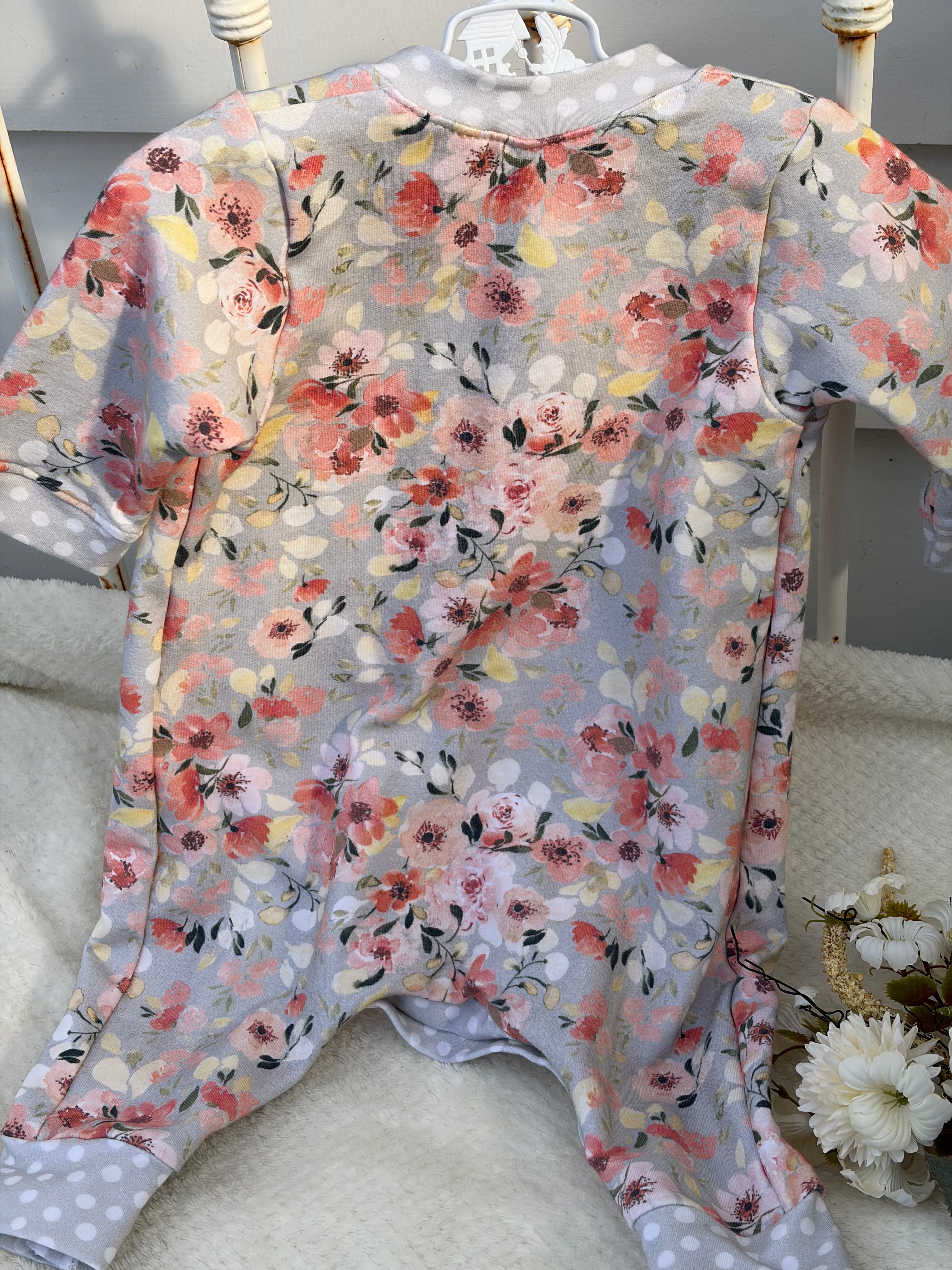 VINTAGE FLORAL ROMPER 12-18 months