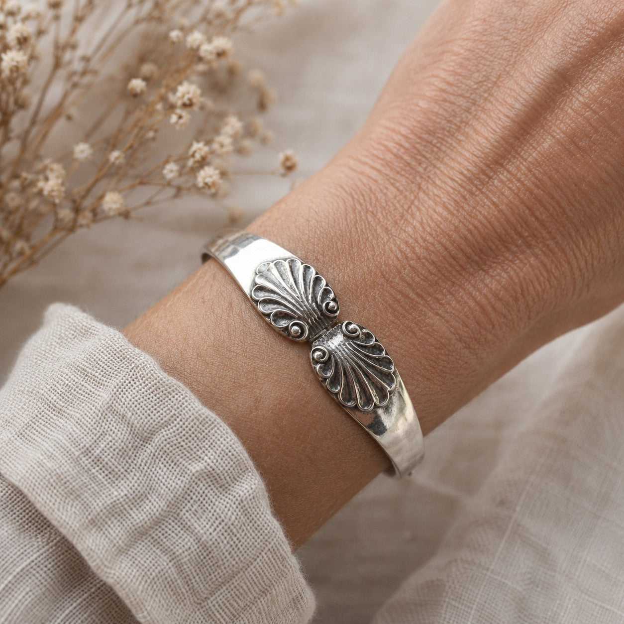Sterling Silver Vintage Spoon Cuff Bracelet – 1905 Shell Pattern