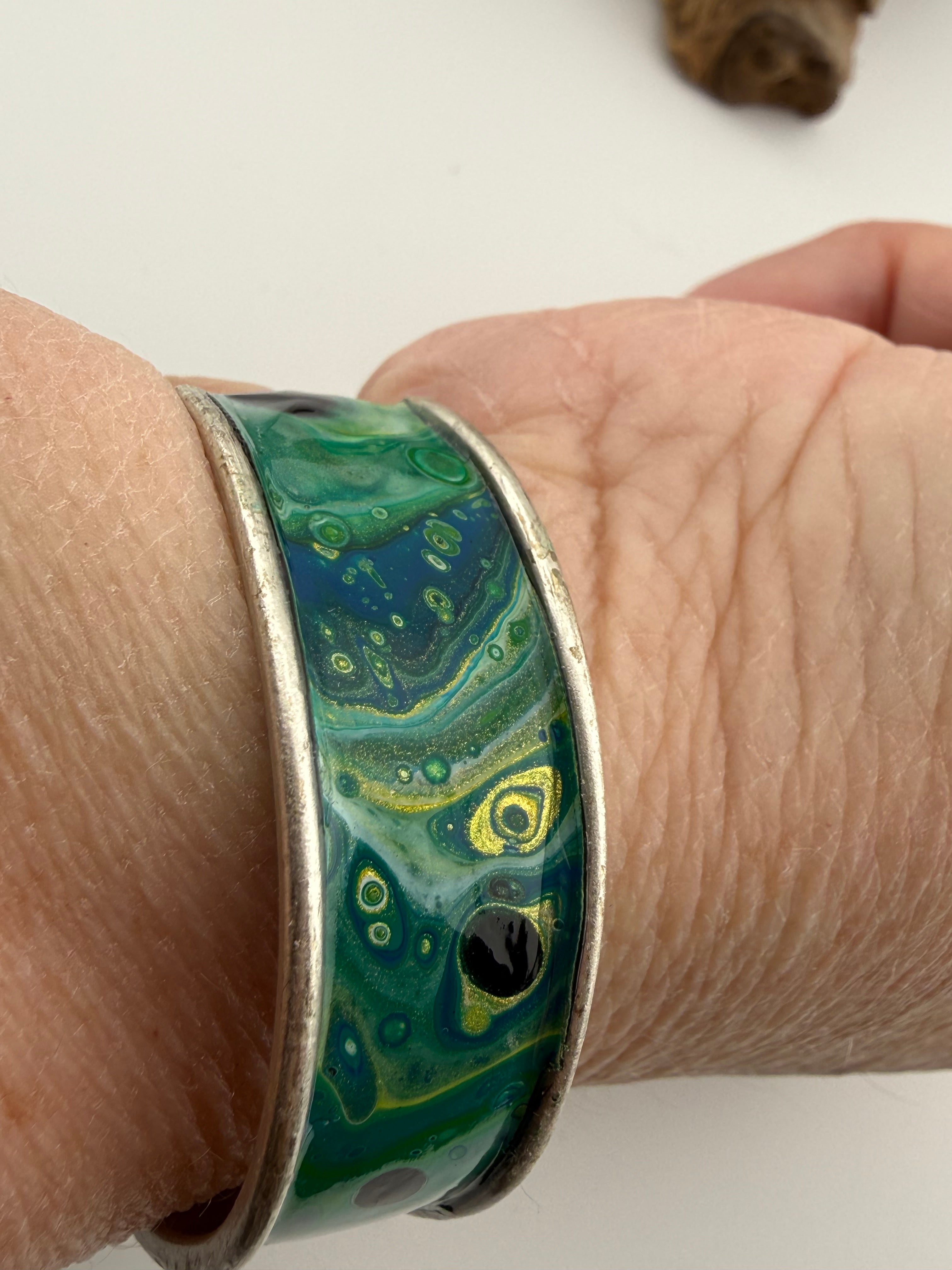 Handmade Acrylic Cell Art Bracelet & Earring Set.