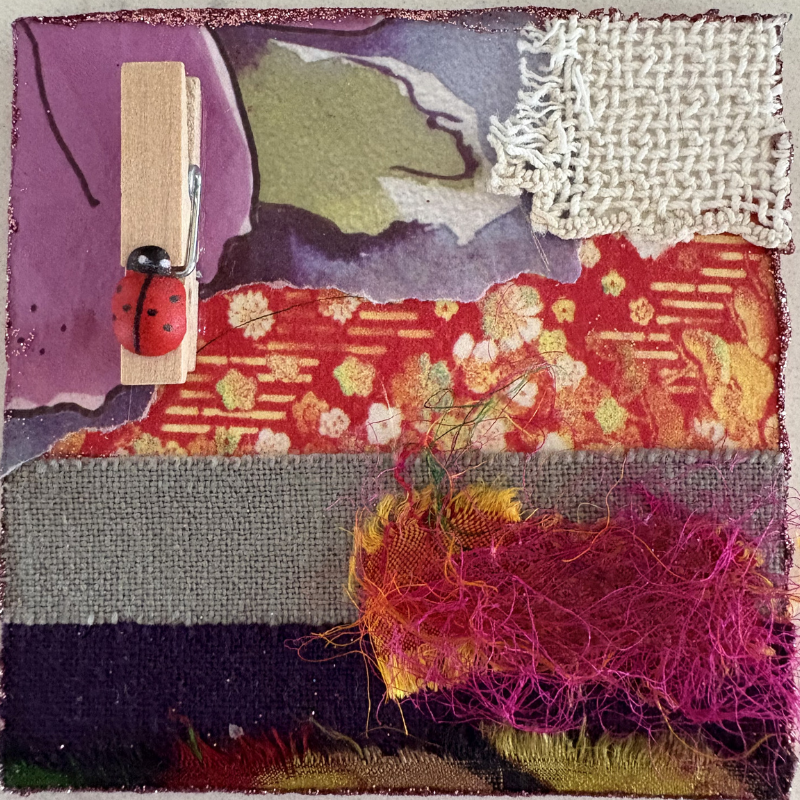 Fridge art magnet in purple tones