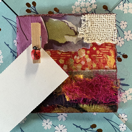 Fridge art magnet in purple tones