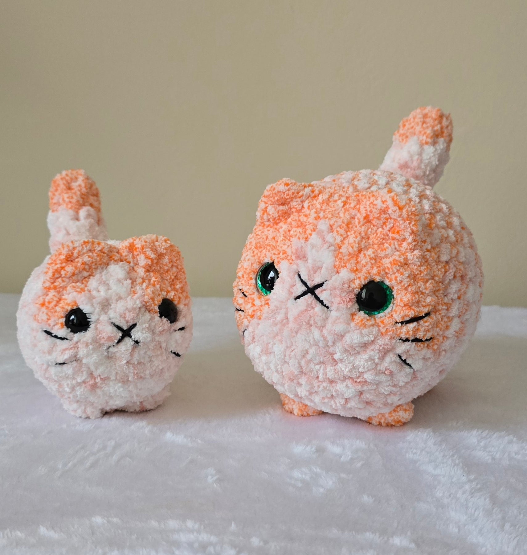 Loaf Mama Cat and Loaf Kitten Duo