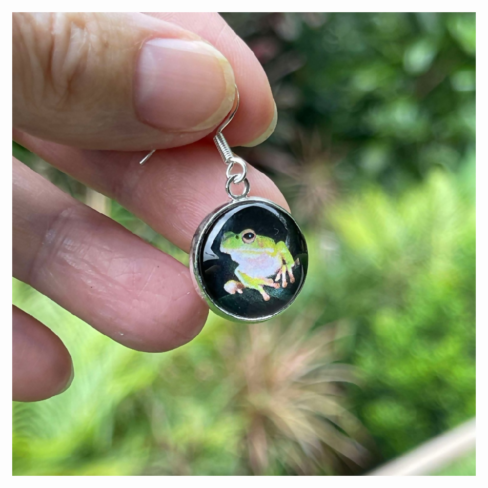 little-green-tree-frog-earrings-outside