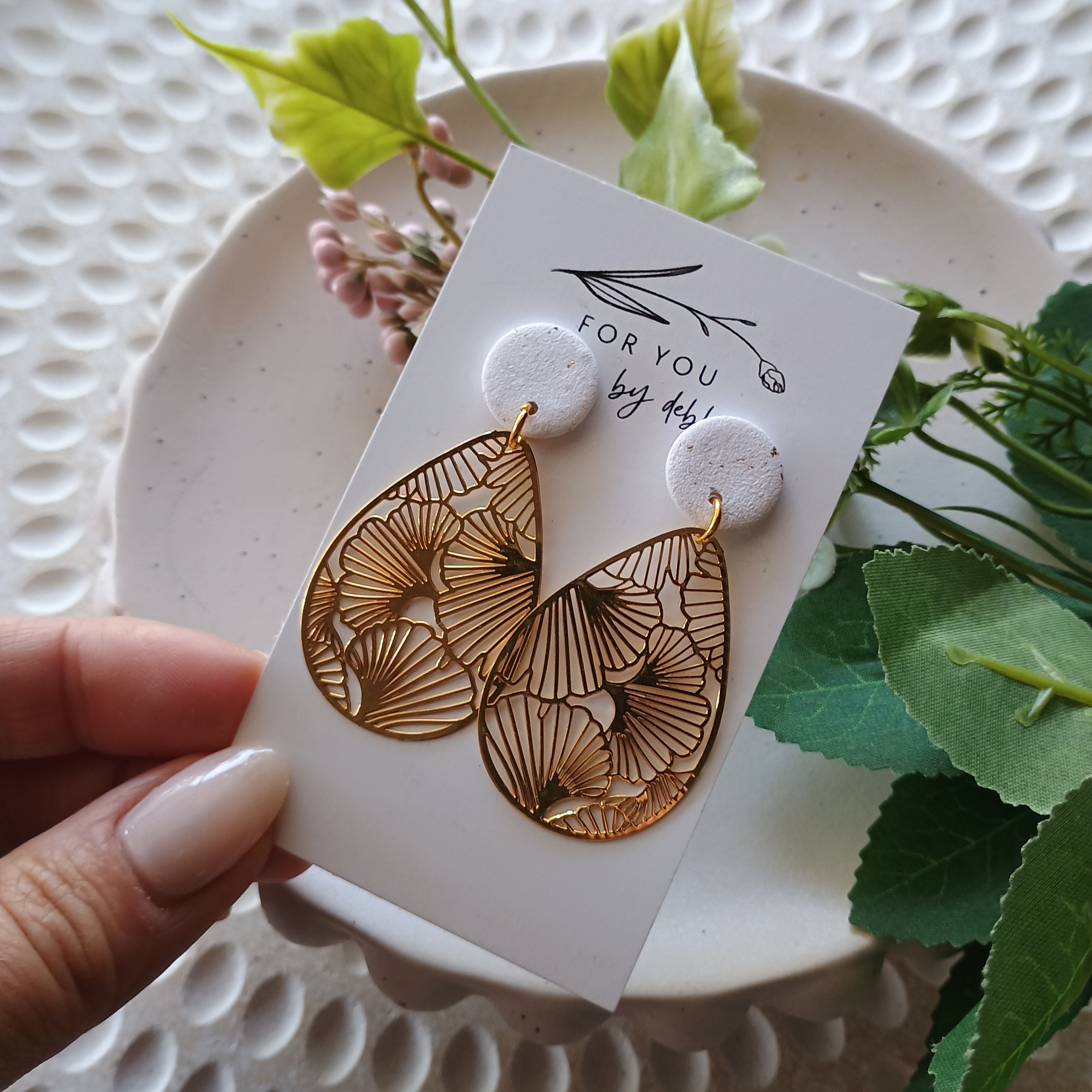 Filigree charm dangle earrings- white and gold