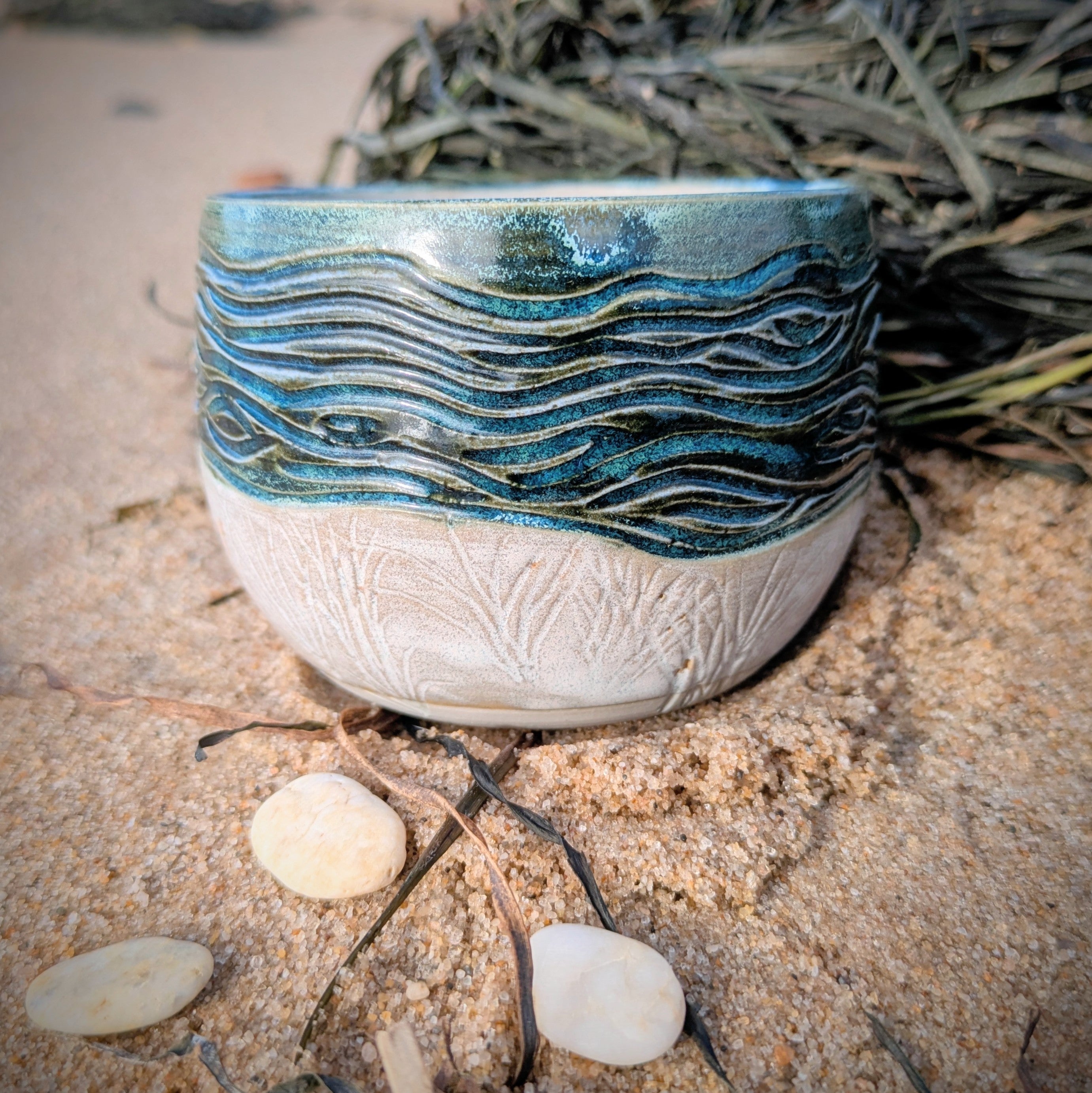 Sand and Waves cup