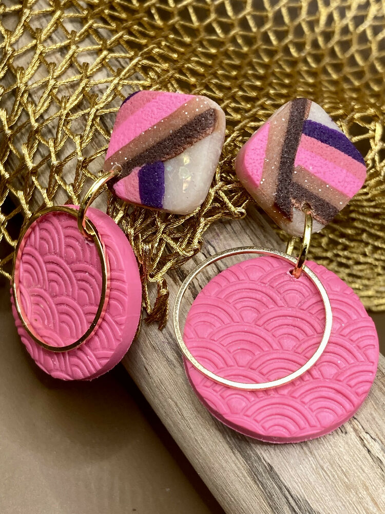 Magenta rainbow circle dangle earrings