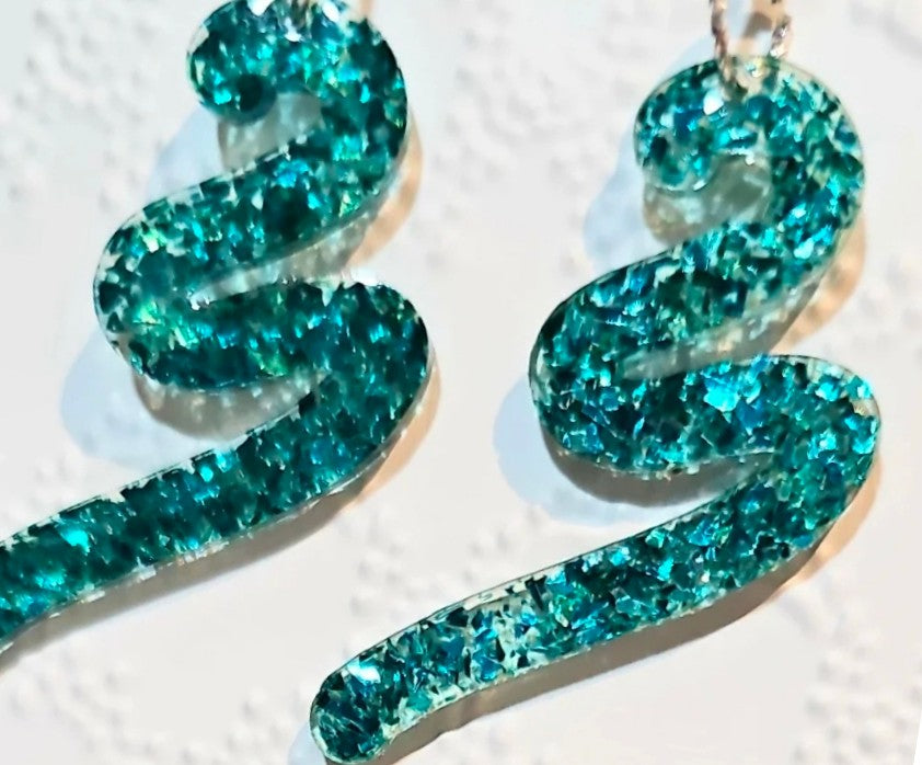 Gorgeous Sparkling Resin Squiggle Earrings in Turquoise Colours FREE POST
