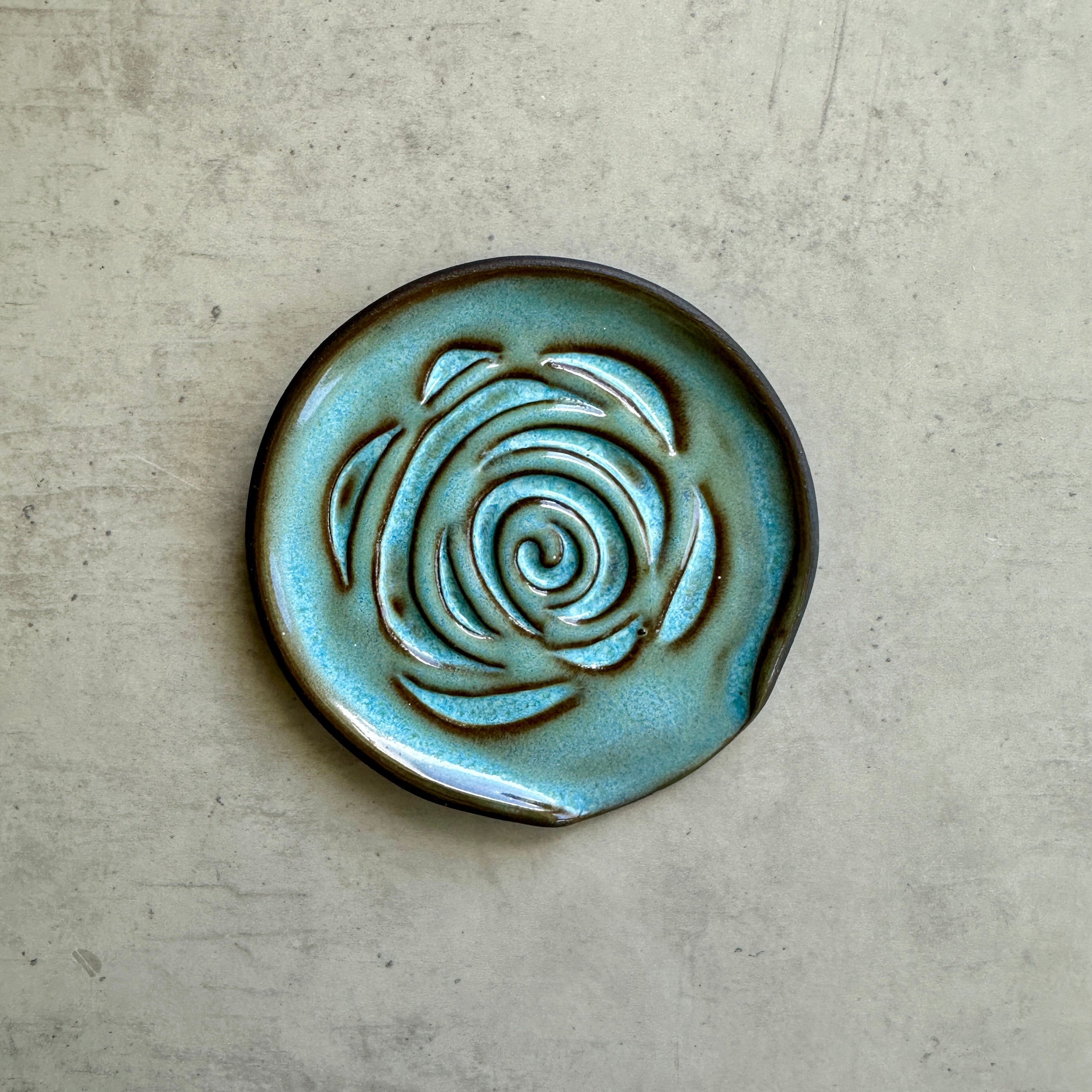'BEST TEAS' TEASPOON REST I Black Clay