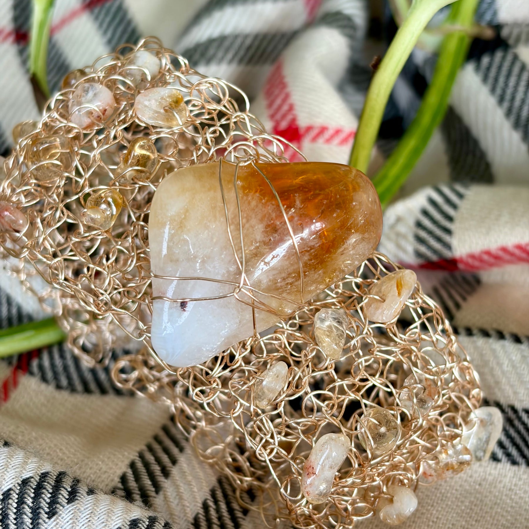 Lumière – Citrine Crochet Bracelet